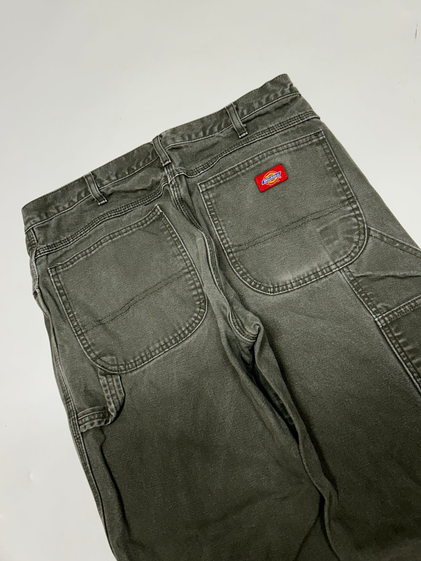 Vintage Dickies baggy carpenter pants (W32)