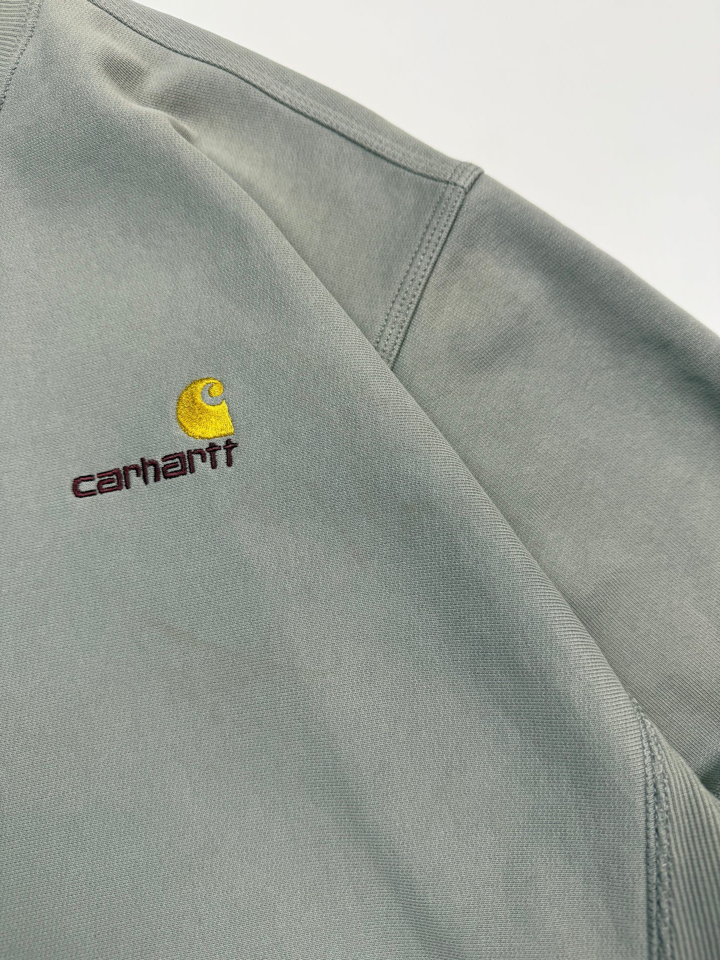 Carhartt small logo sweatshirt (M)
