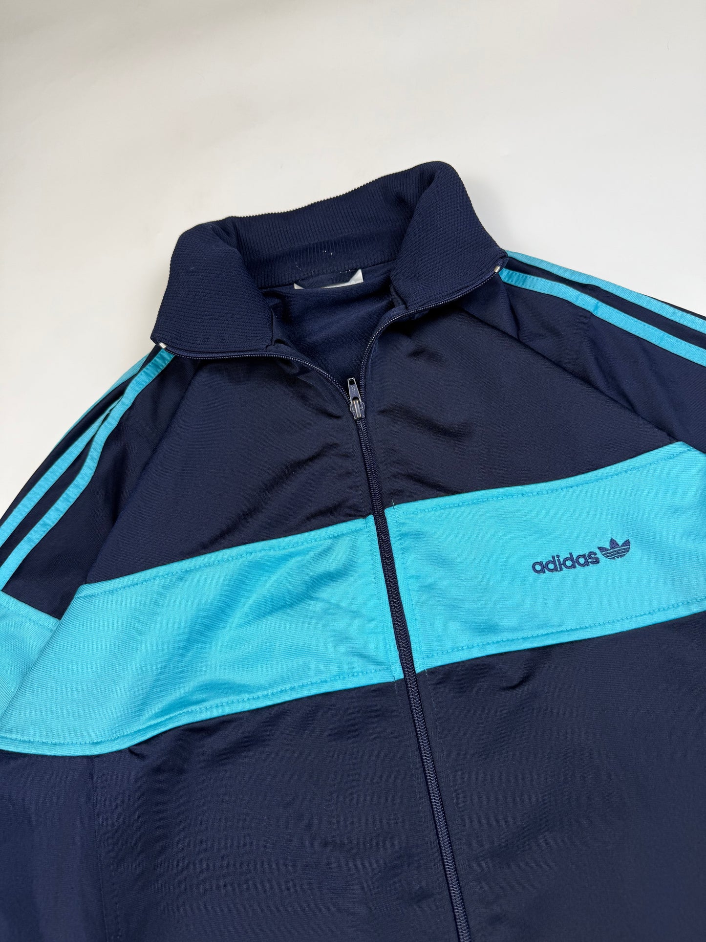 Vintage 90s Adidas originals track top (L)