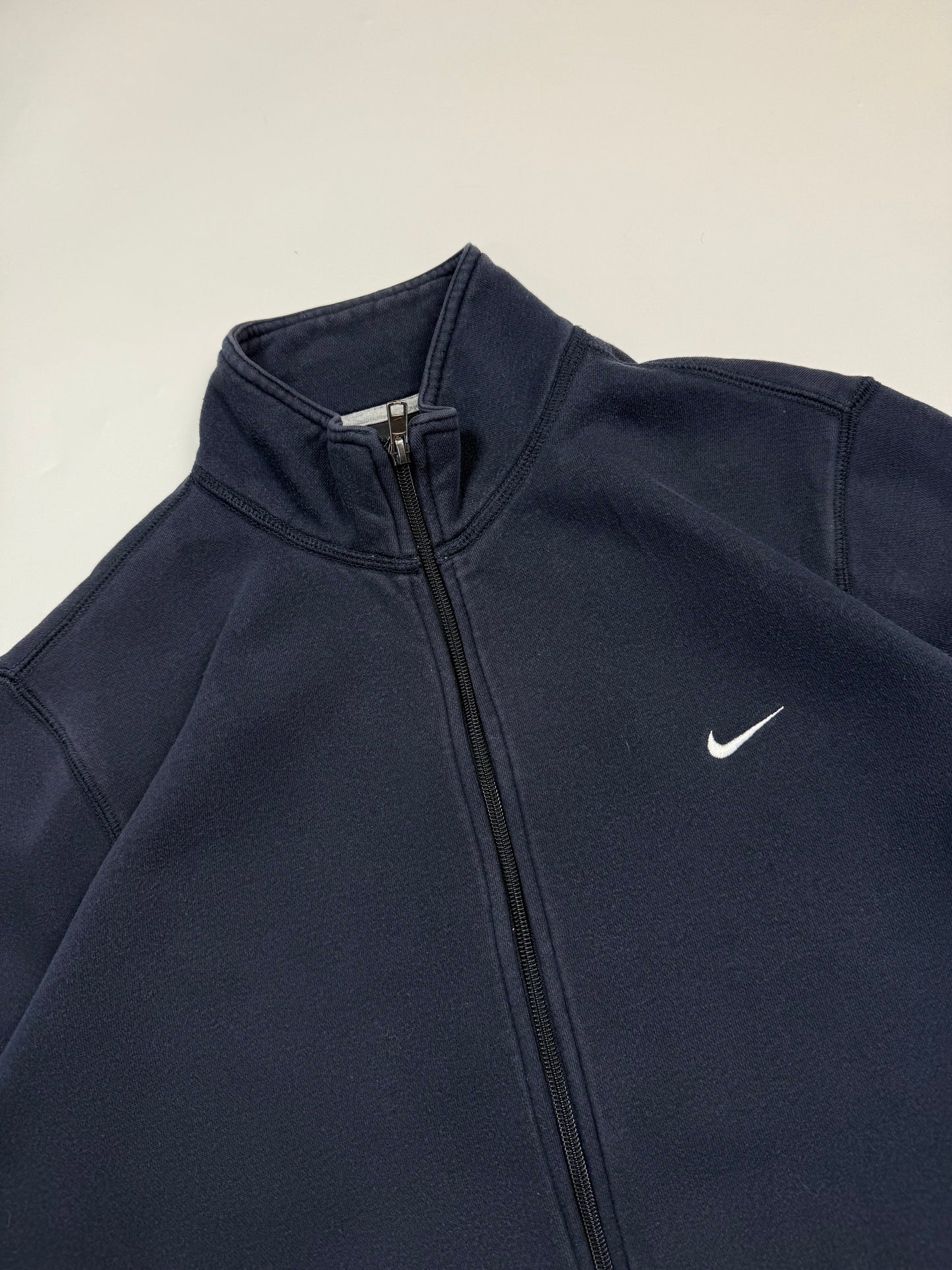 Nike mini swoosh full zip sweatshirt (L)