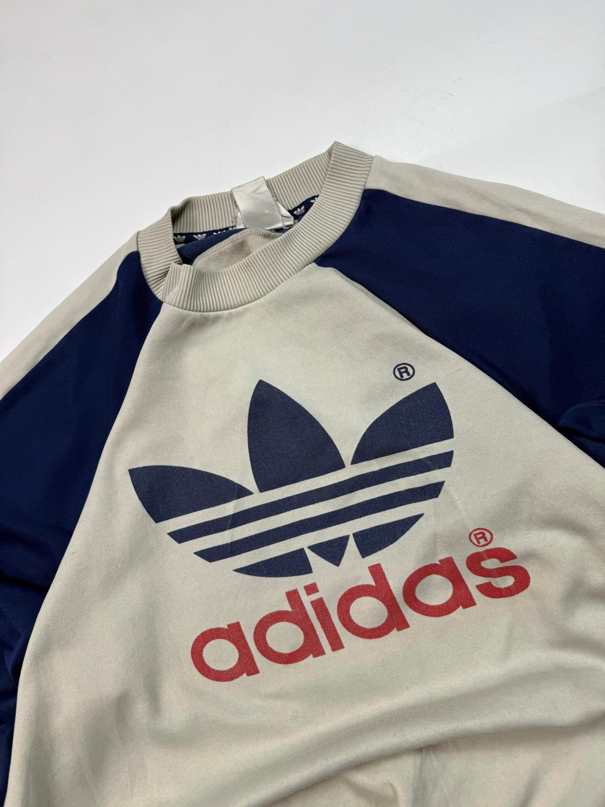 Vintage 90s adidas originals centre logo sweatshirt (L)