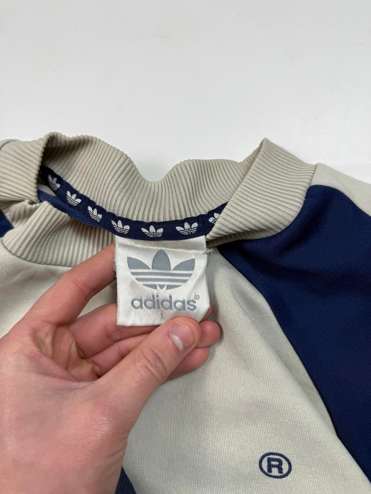 Vintage 90s adidas originals centre logo sweatshirt (L)