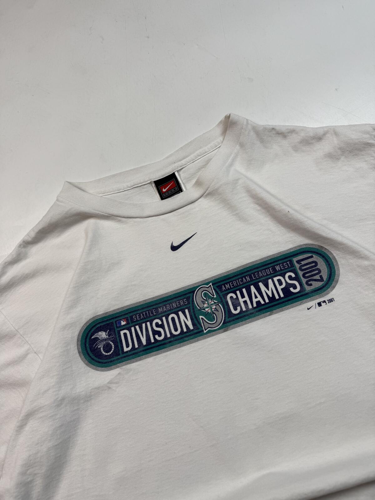 Vintage Nike Seattle mariners centre swoosh tee (L)