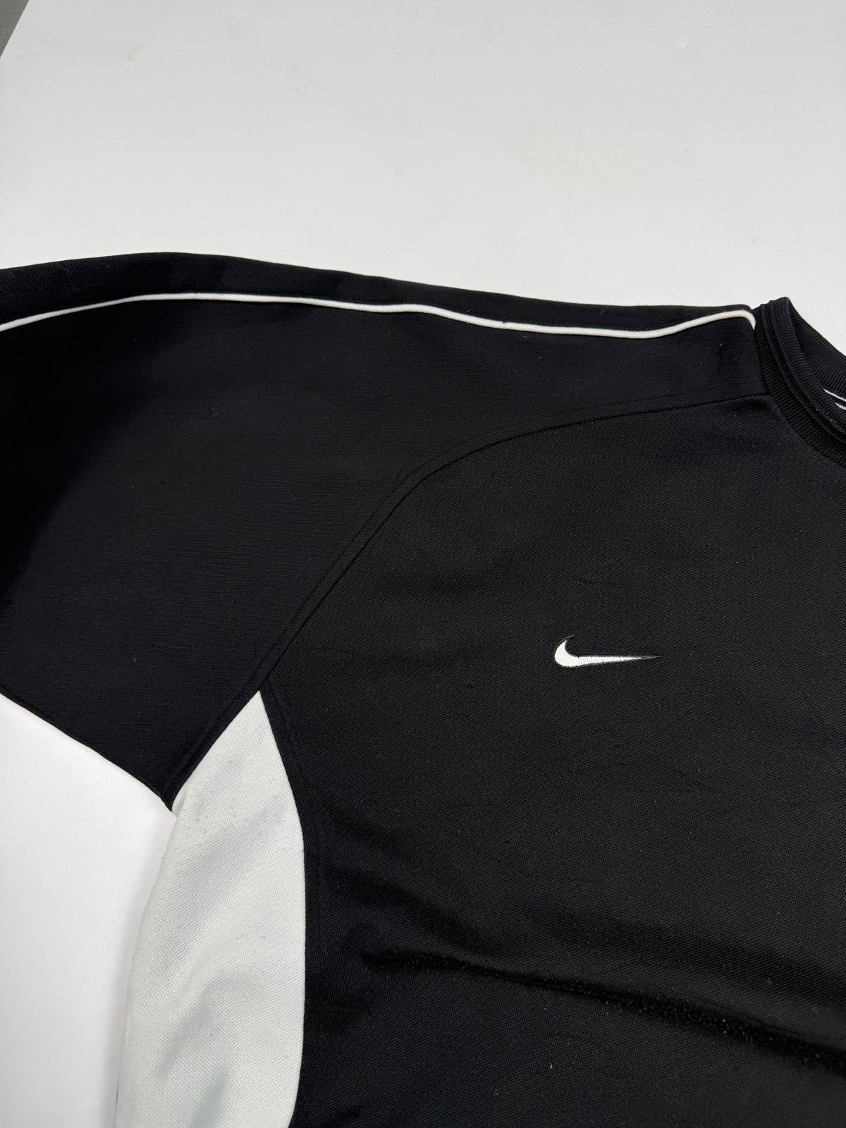 Vintage 90s Nike mini swoosh sweatshirt (M)