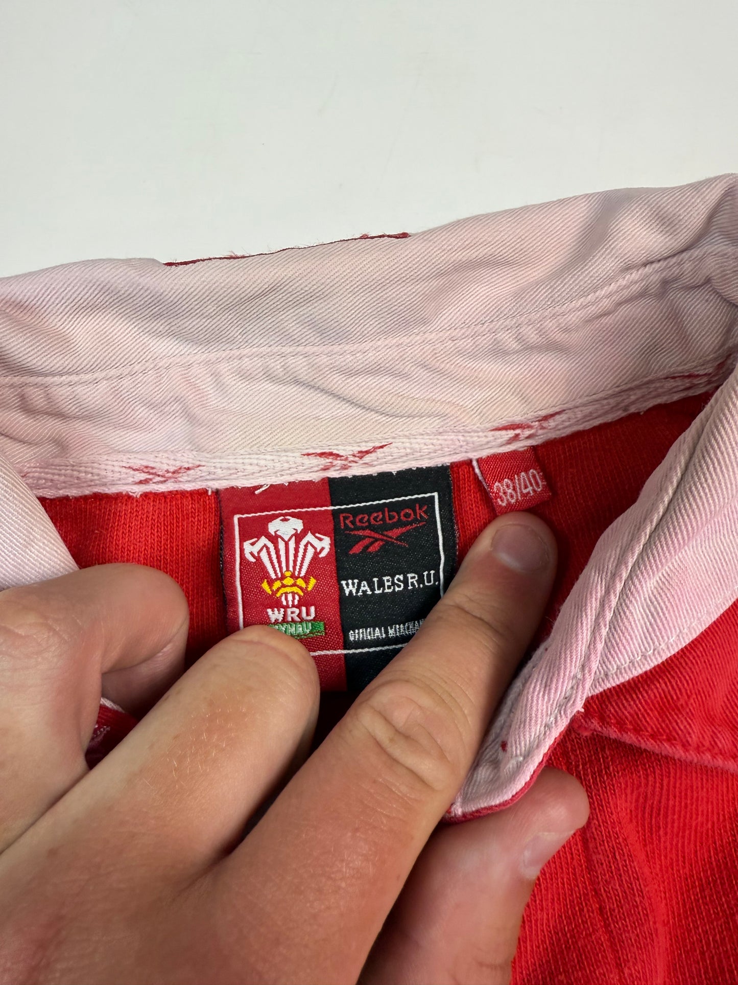 Vintage Wales 1998-00 Reebok rugby union shirt (L)