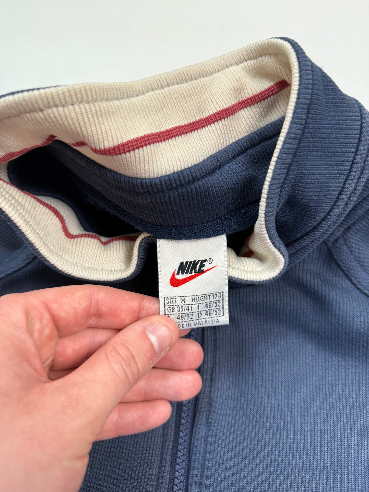 Vintage 90s Nike full zip sweatshirt (M)