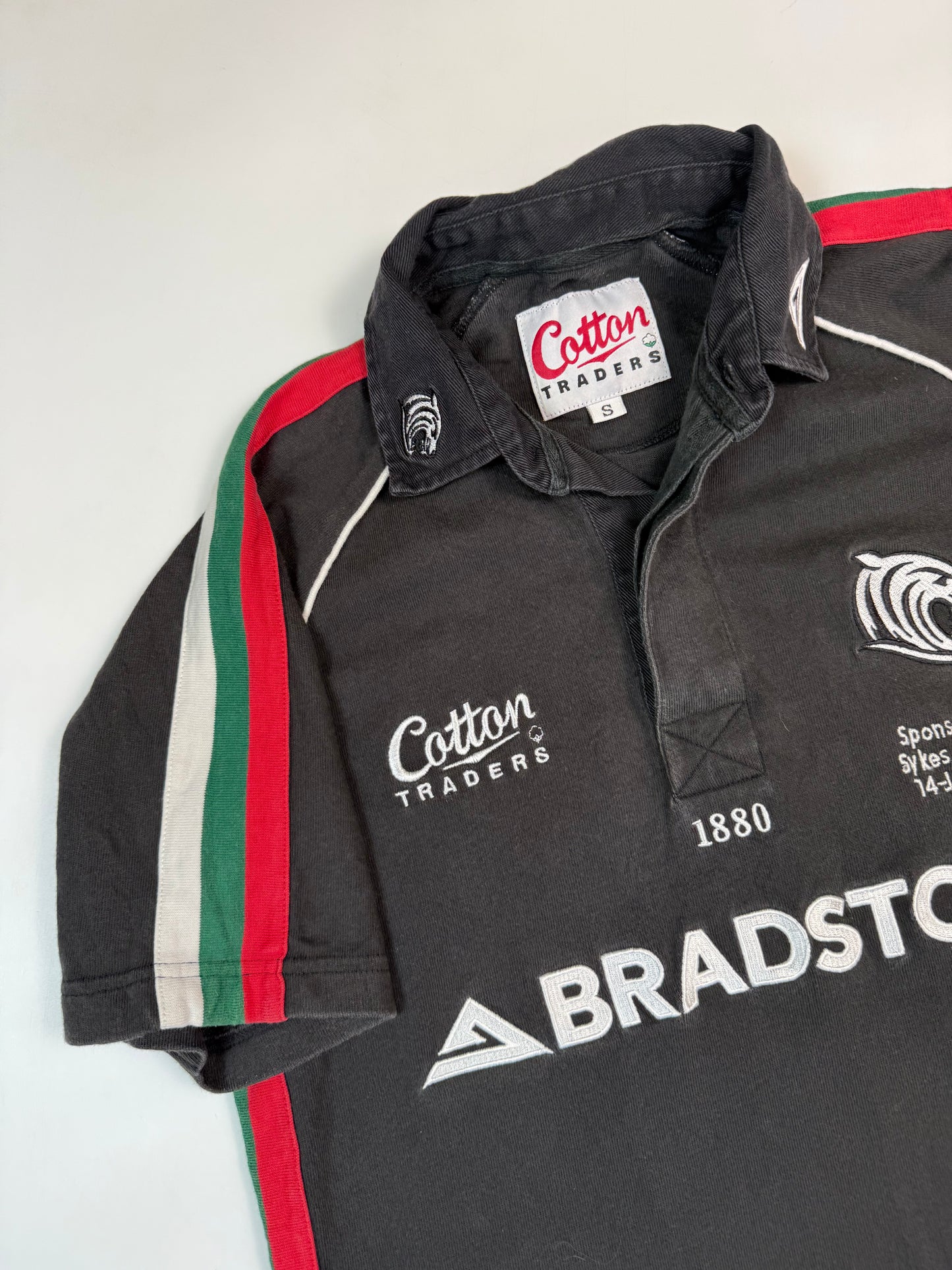 Vintage Leicester Tigers 2004/05 Cotton Traders rugby union shirt (S)