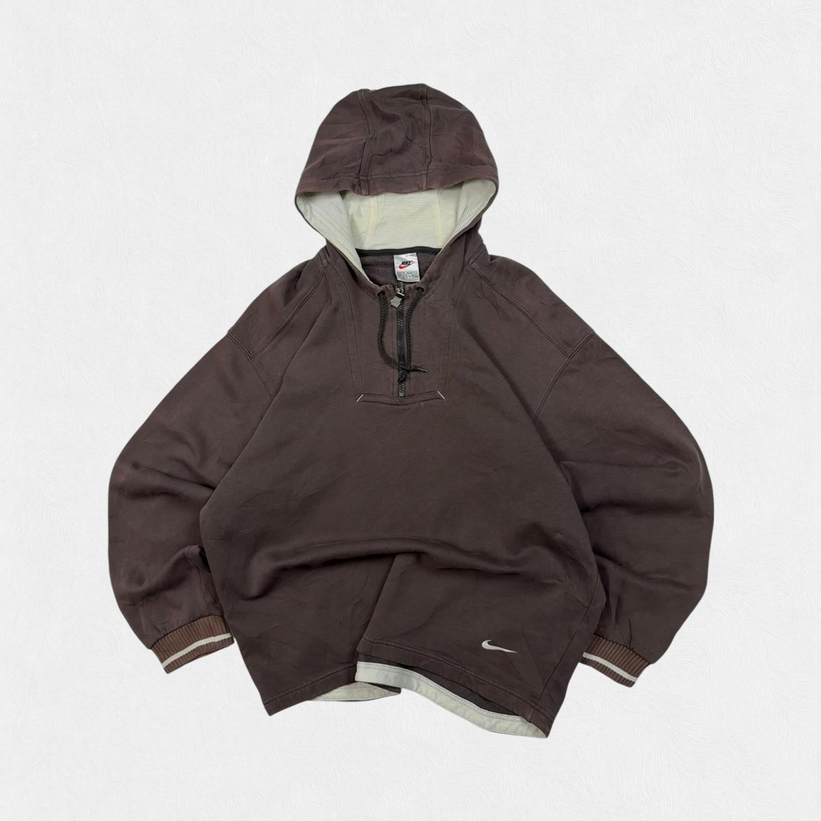 Vintage 90s Nike spell out sweatshirt (M)