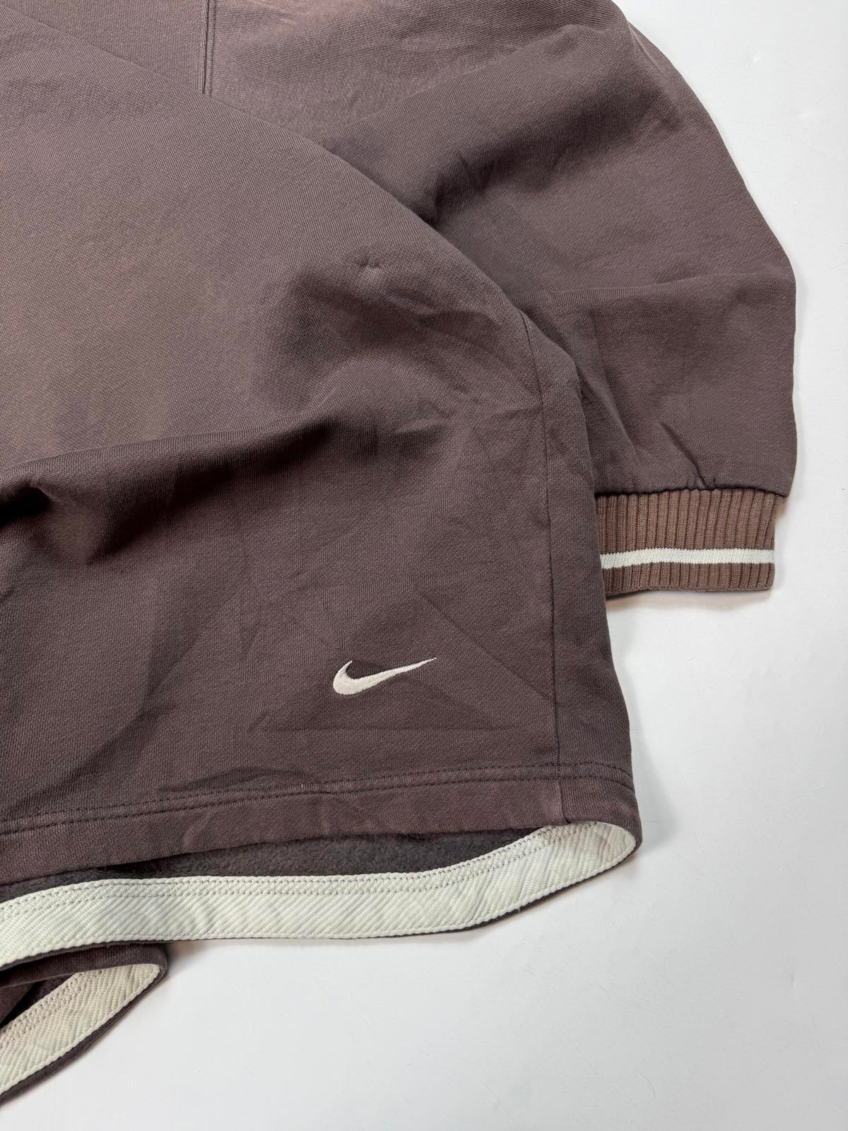 Vintage 90s Nike spell out sweatshirt (M)