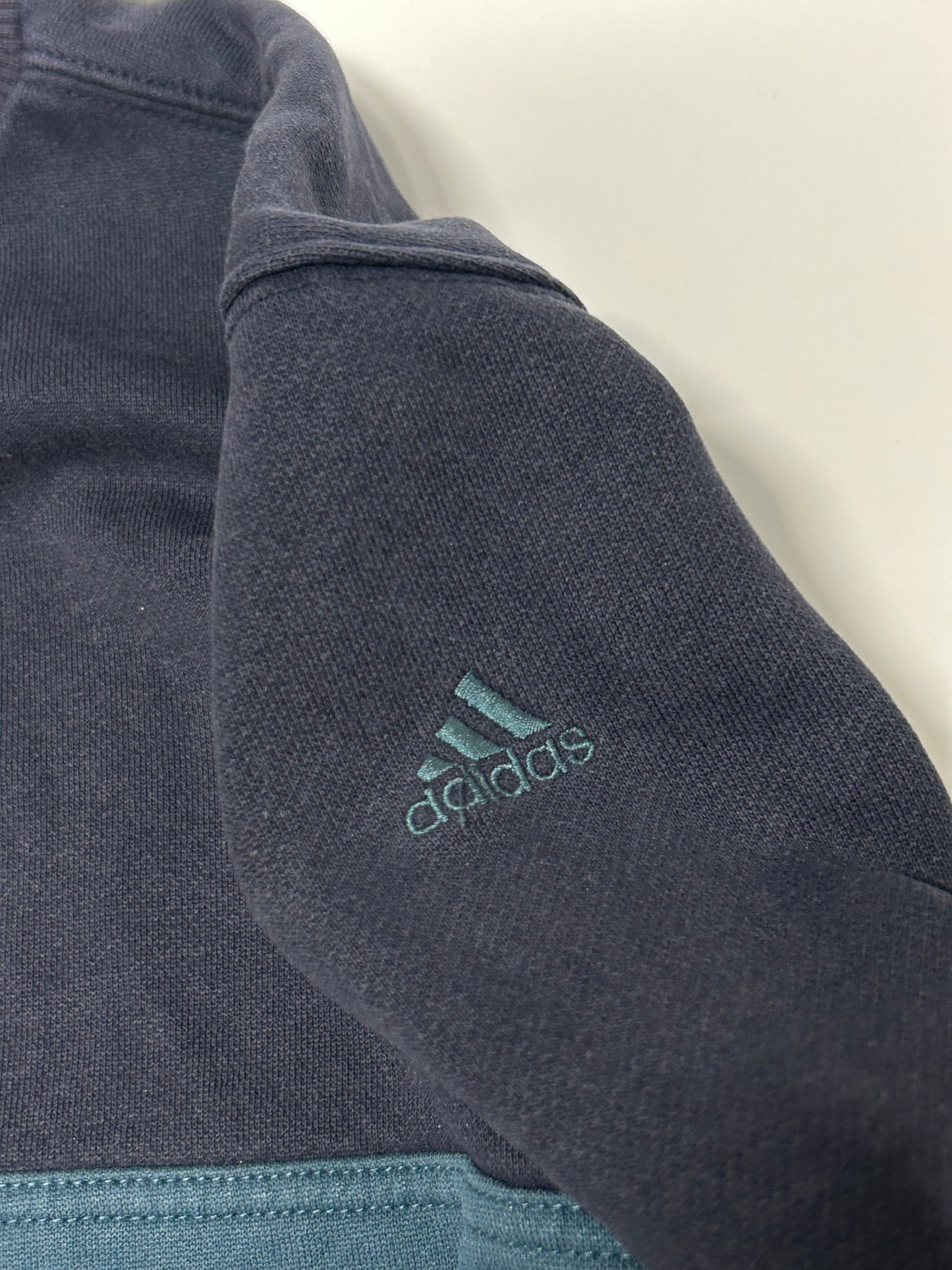 Vintage adidas spell out sweatshirt (M)