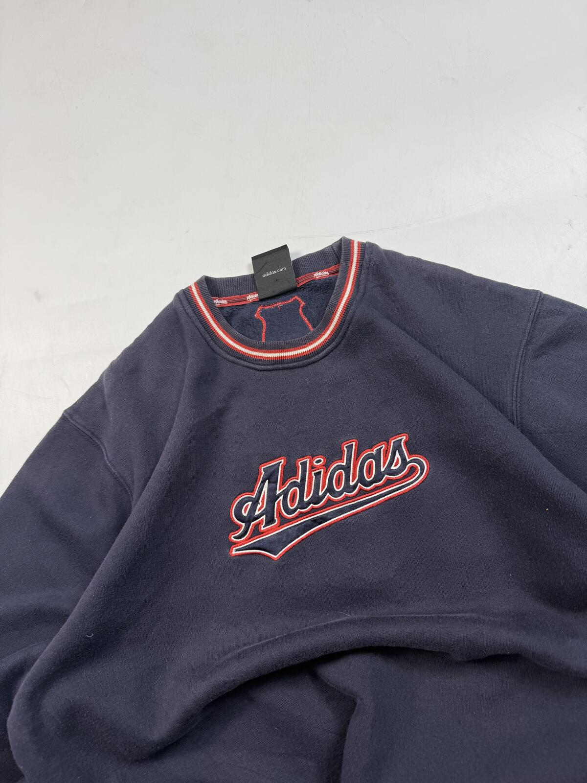 Vintage Y2K Adidas spell out sweatshirt (M)