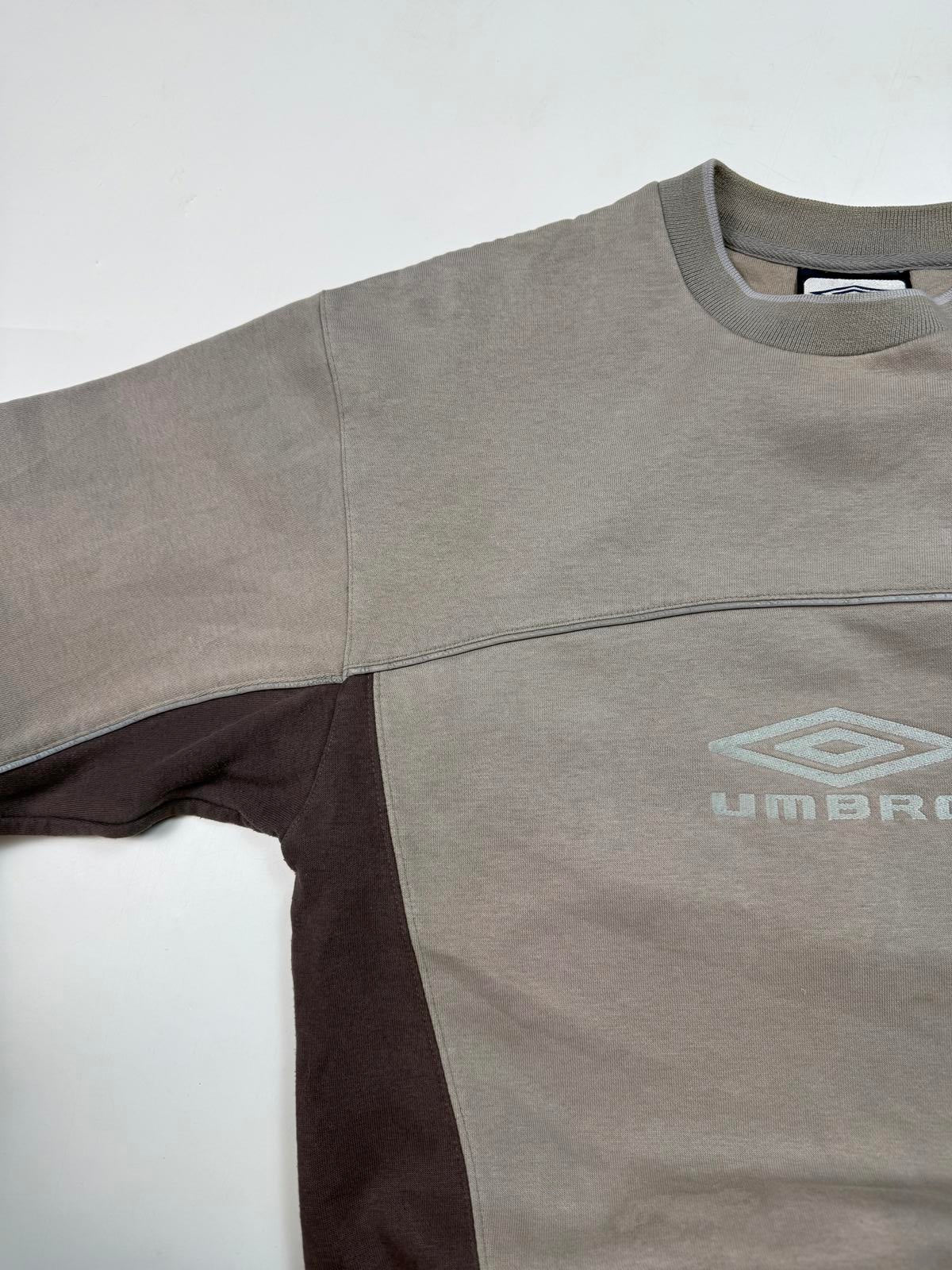 Vintage Umbro centre logo sweatshirt (S)