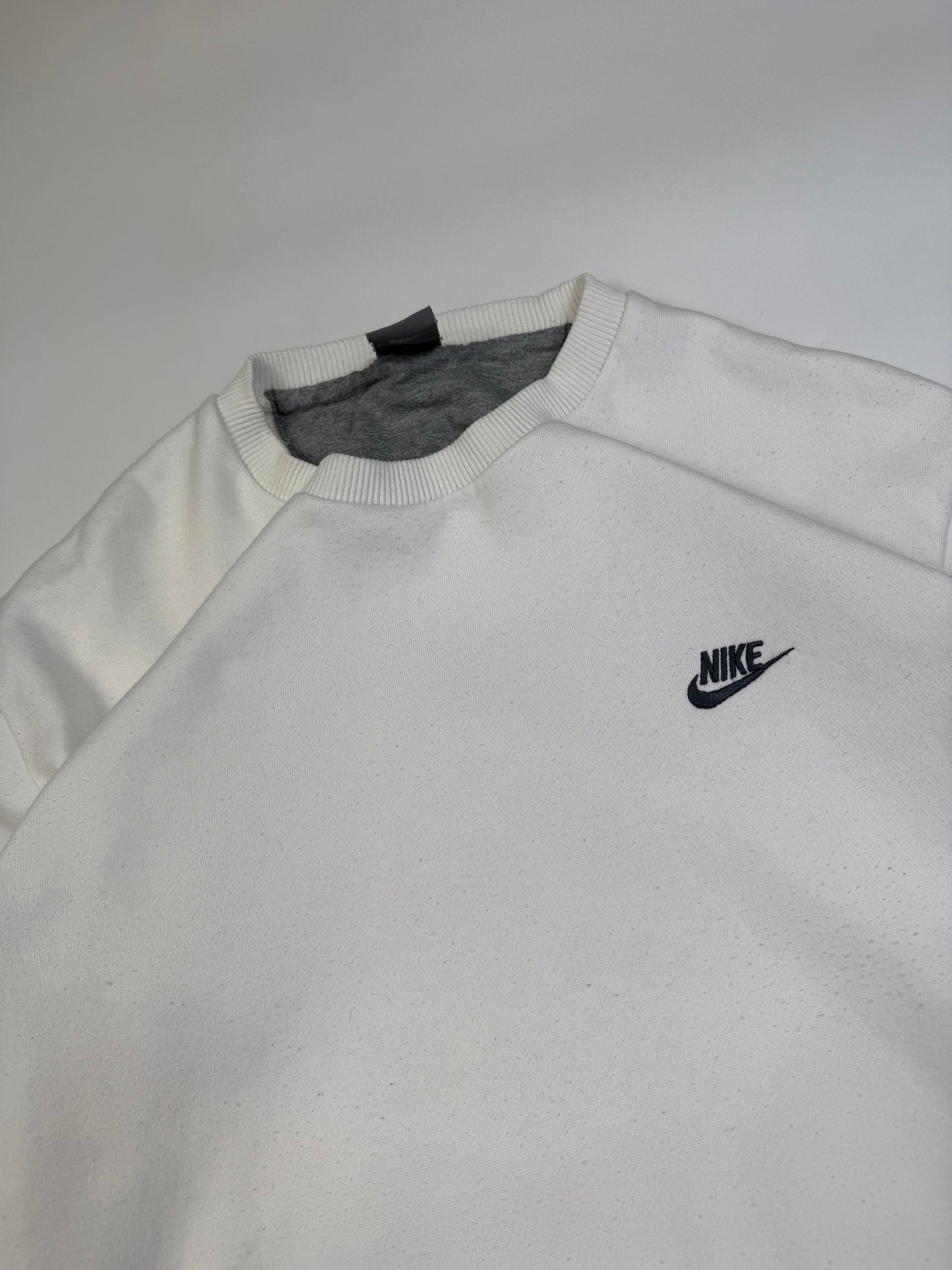 Vintage Nike small logo sweatshirt (L)