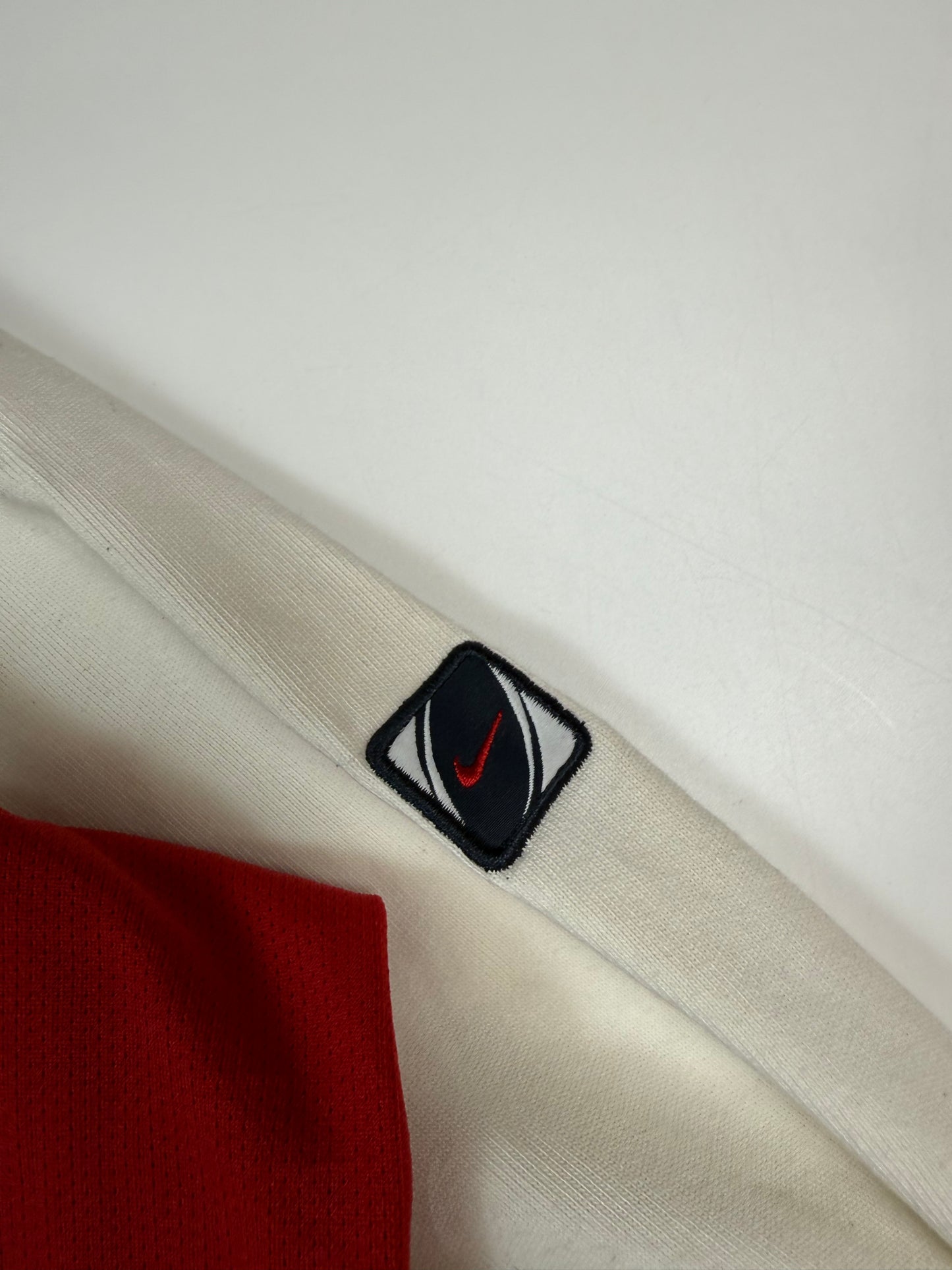 Vintage England 2003-05 Nike rugby union shirt (L)