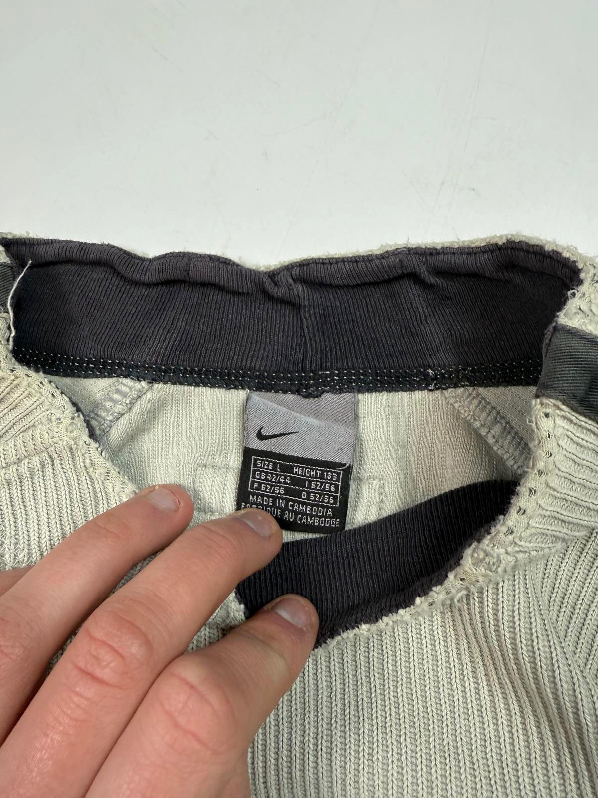 Vintage Nike mini swoosh sweatshirt (L)