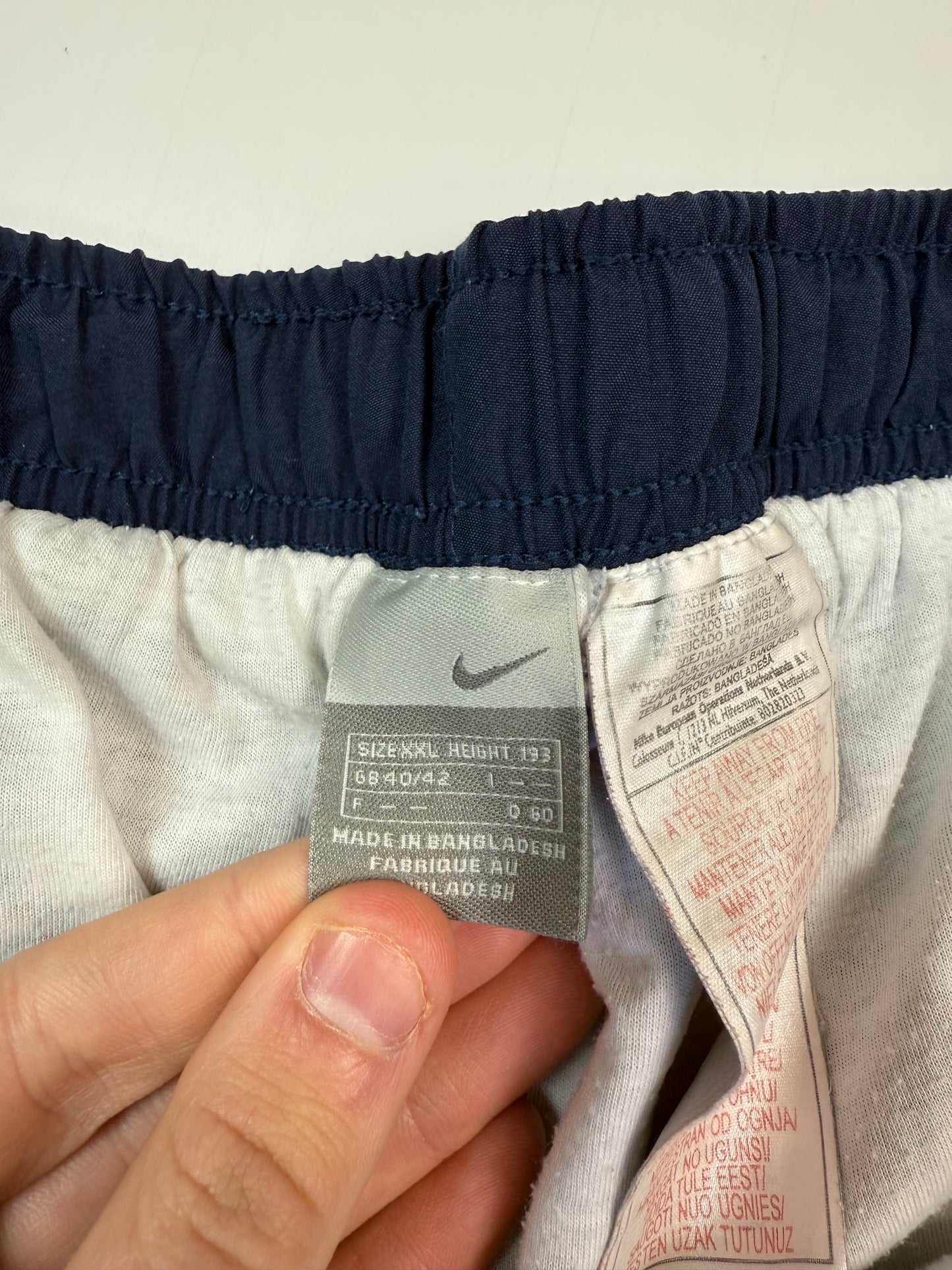 Vintage Nike side stripe track pants (L)