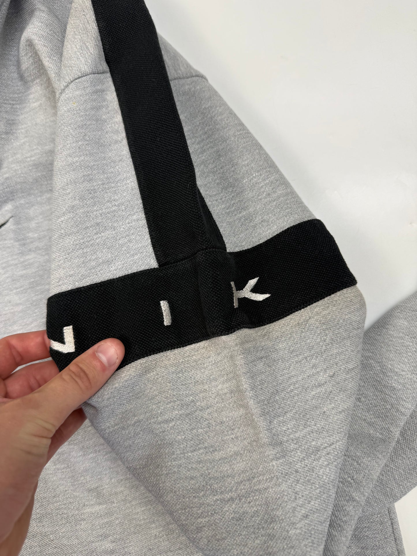 Vintage 90s Nike centre swoosh quarter zip sweatshirt (M)