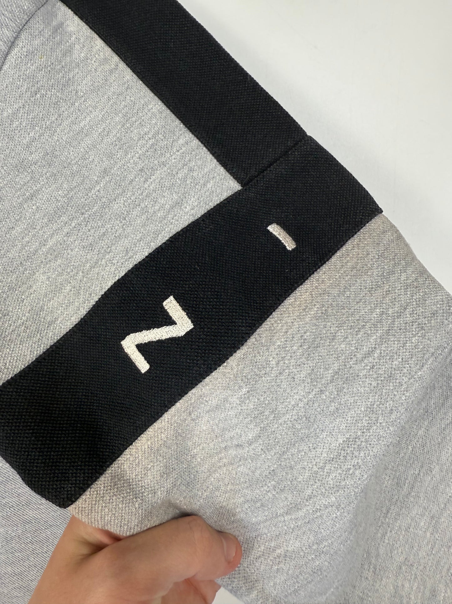 Vintage 90s Nike centre swoosh quarter zip sweatshirt (M)