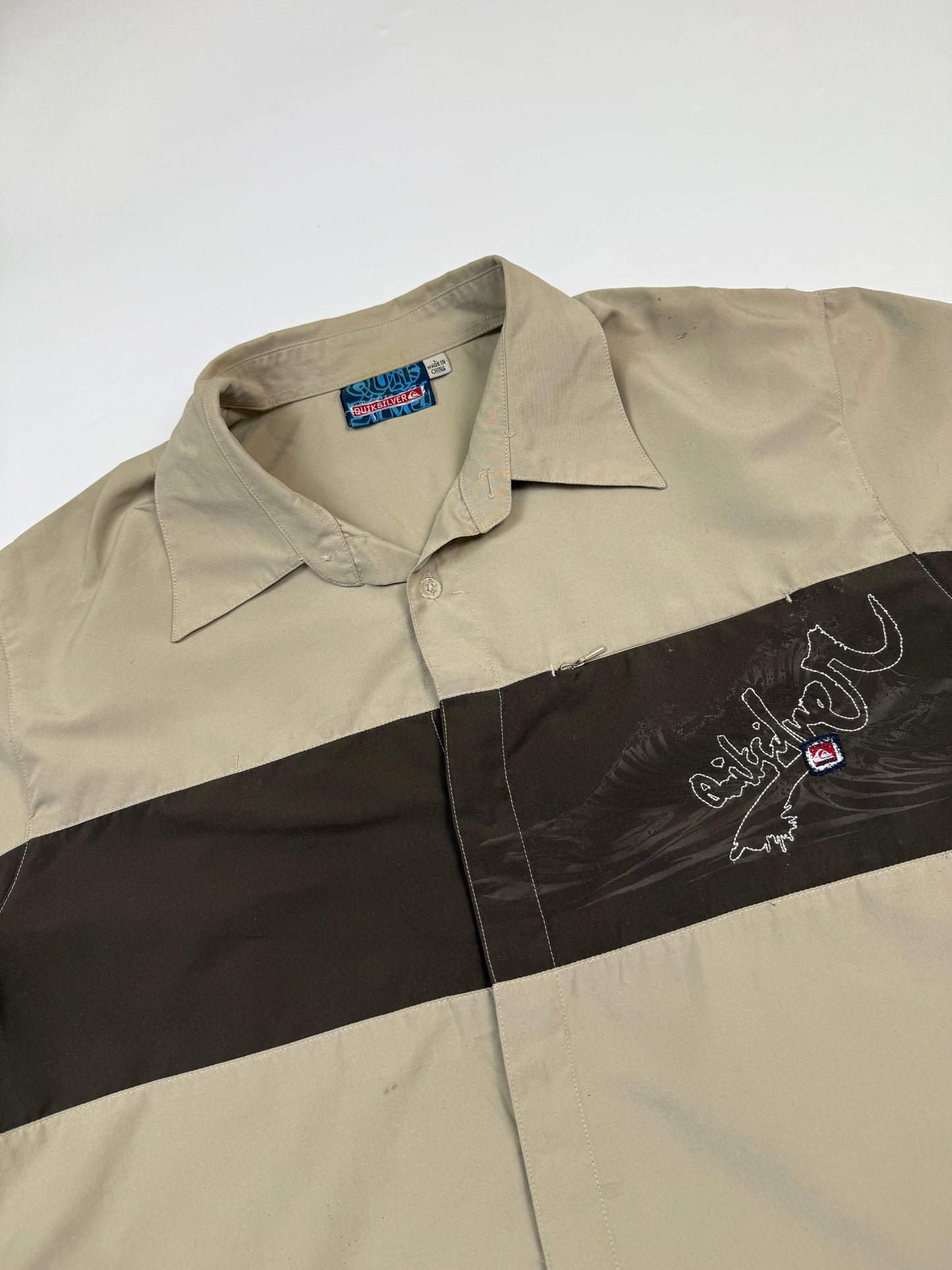 Vintage Quiksilver short sleeve shirt (L)
