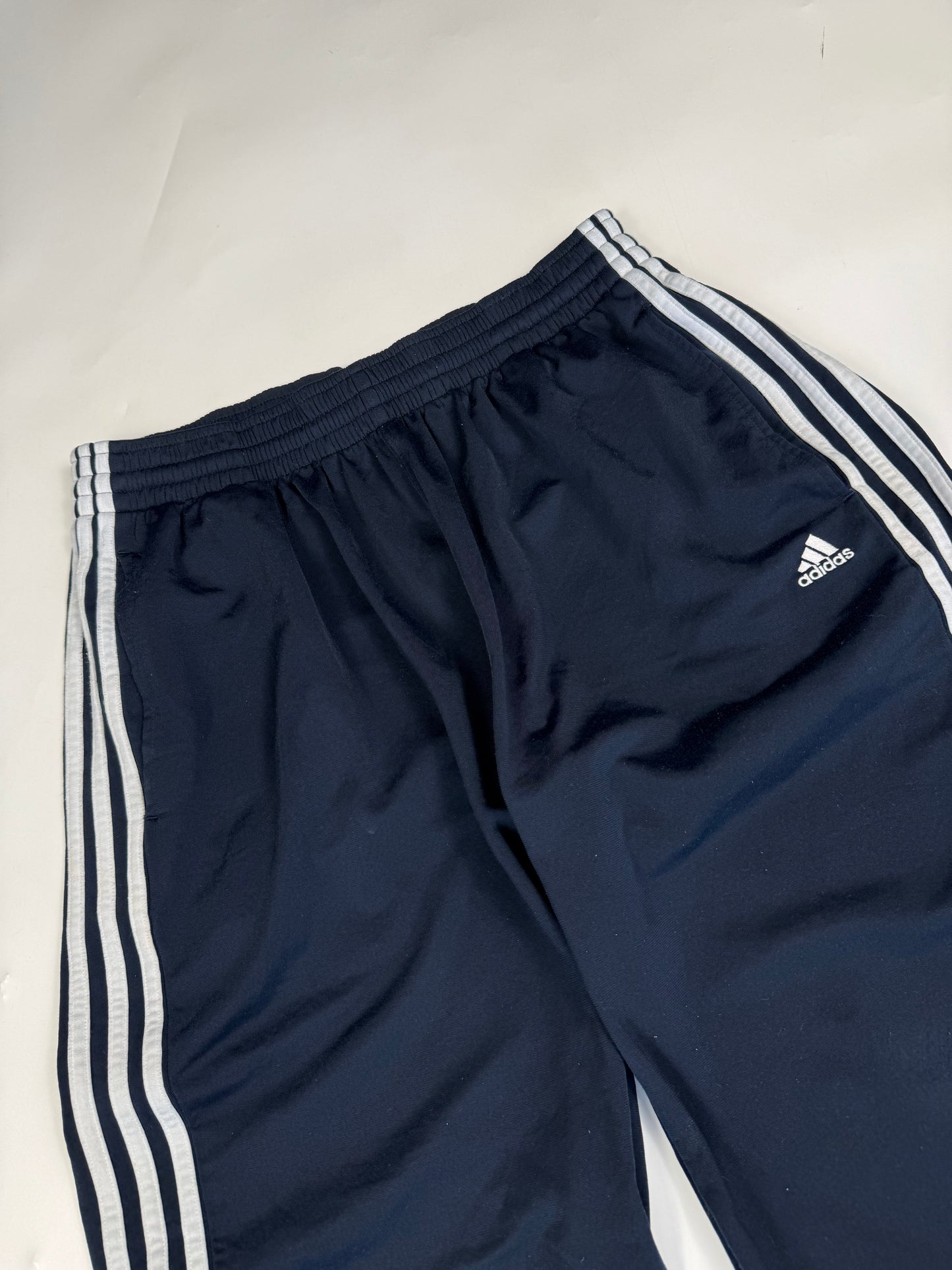 Vintage Adidas baggy track pants (L)