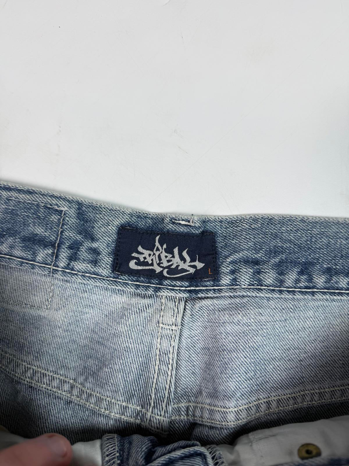 Vintage Y2K baggy hip hop Jeans (W32)