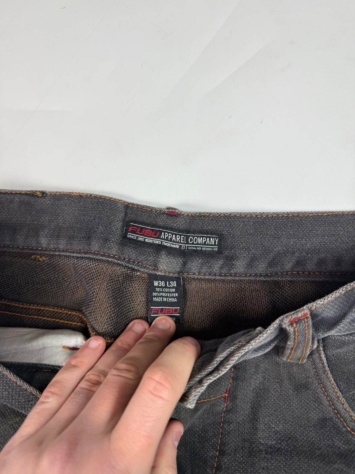 Vintage Fubu baggy hip hop Jeans (W34)