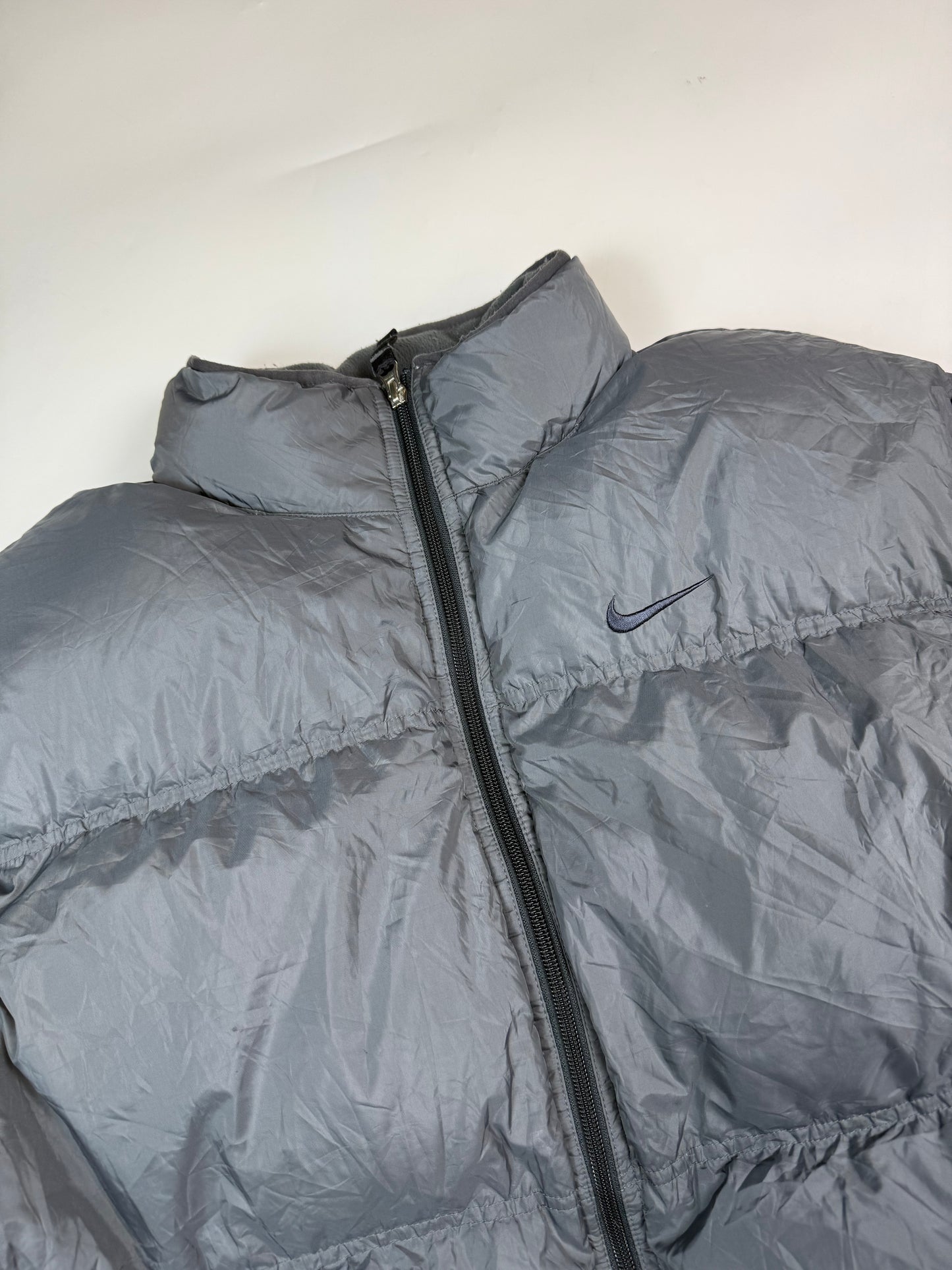 Vintage Nike swoosh puffer jacket (XL)