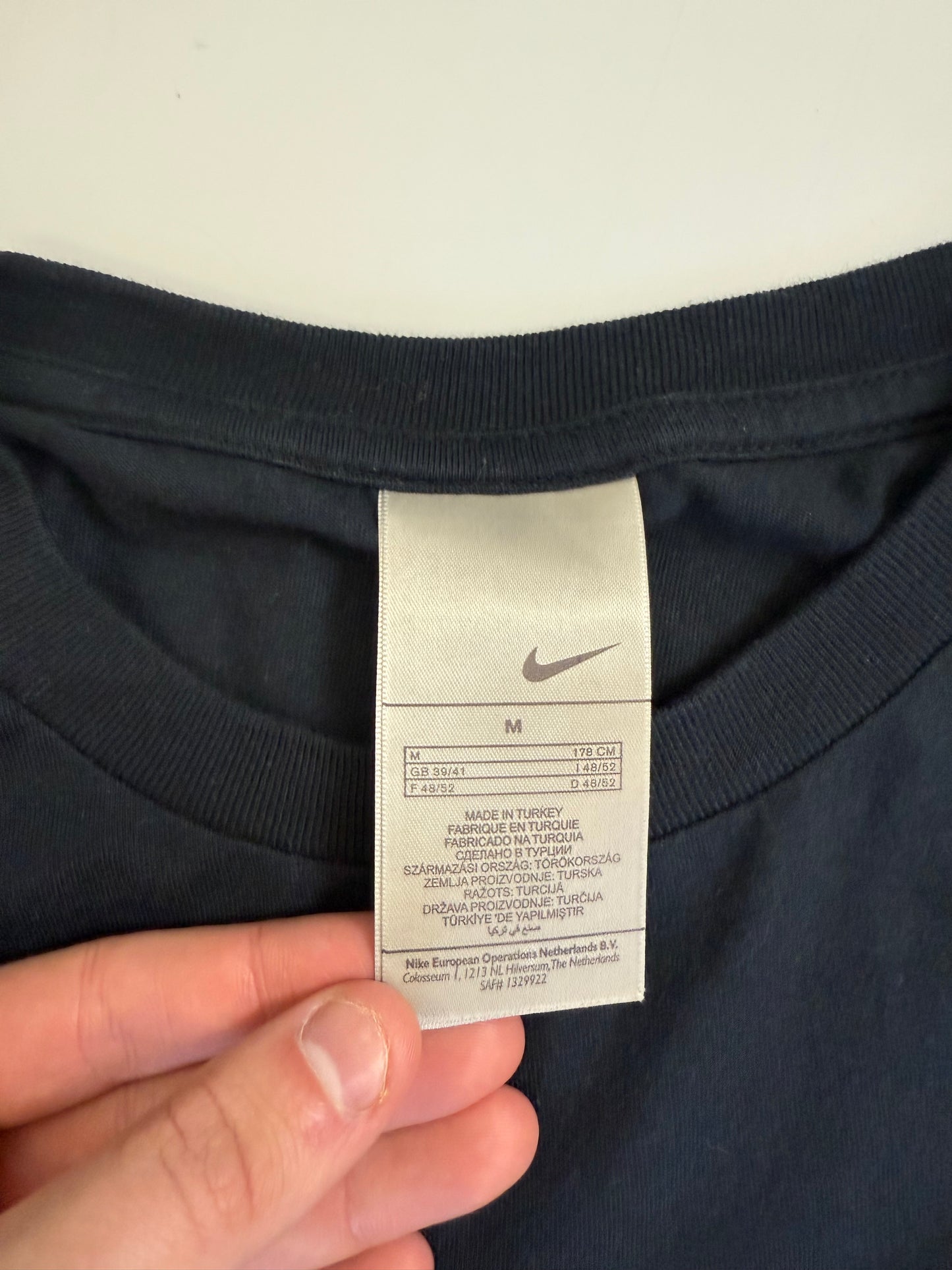 Vintage Nike spell out tee (M)