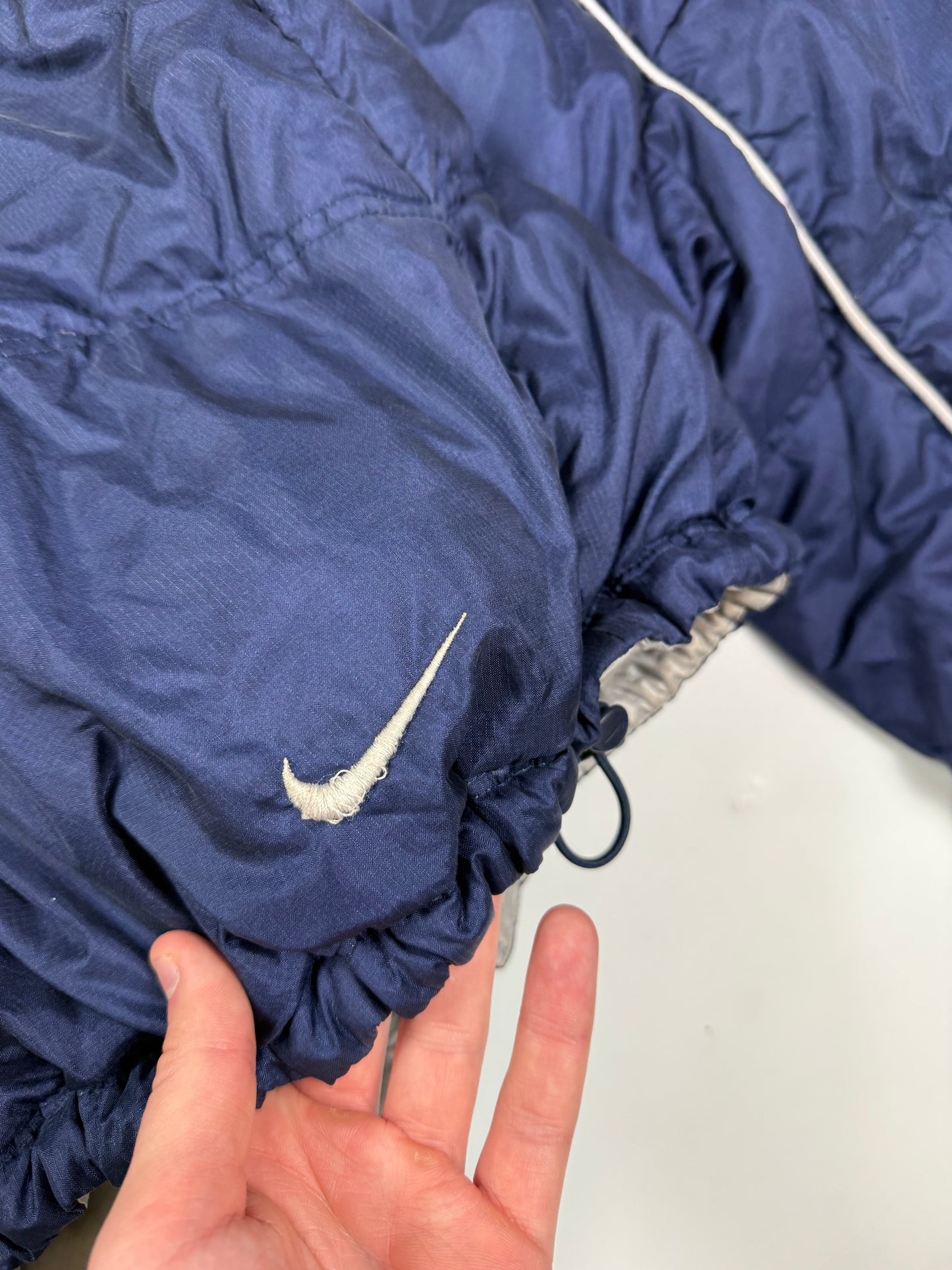 Vintage Nike puffer jacket (L)