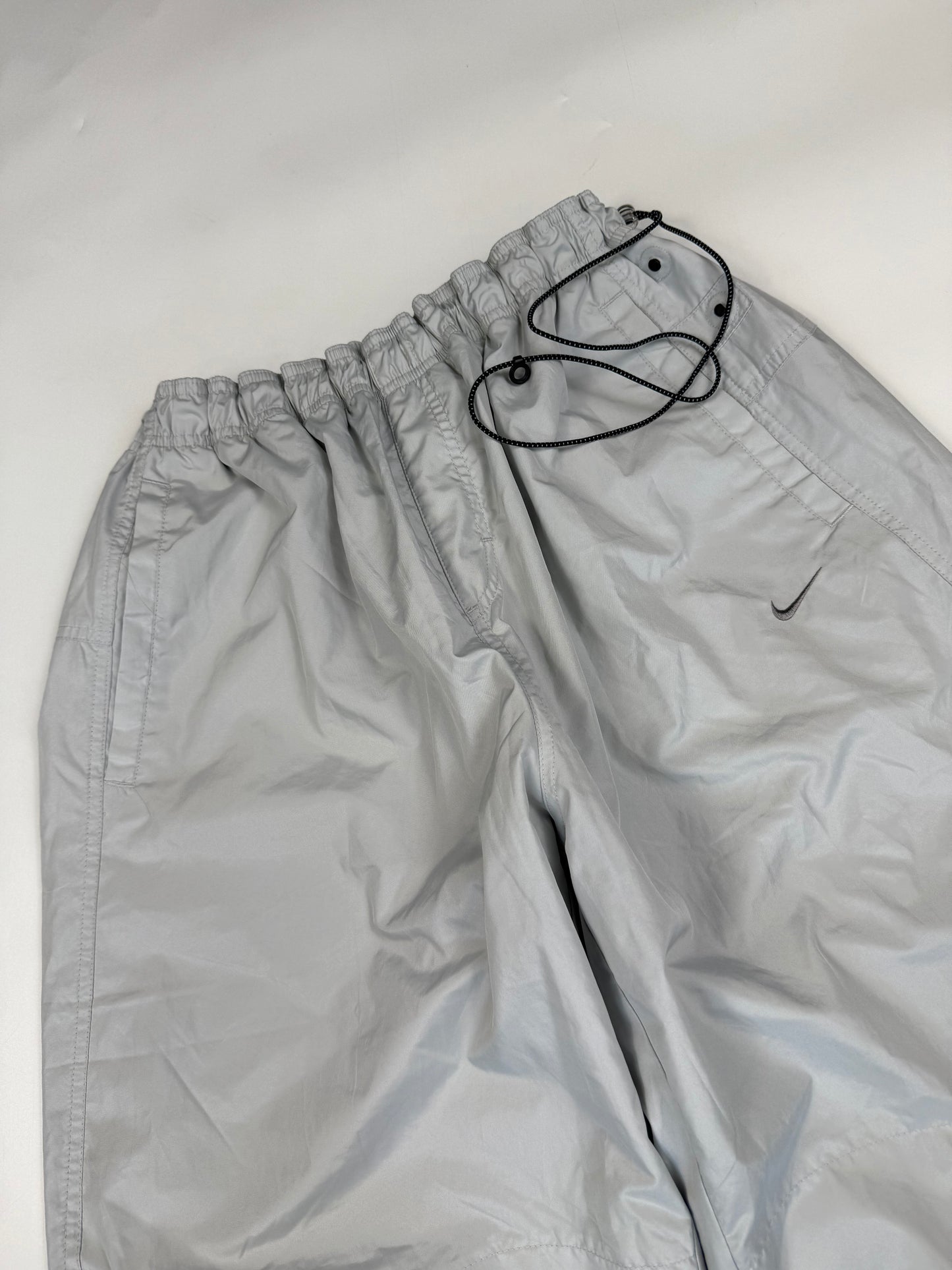Vintage Nike mini swoosh baggy parachute track pants (XXL)