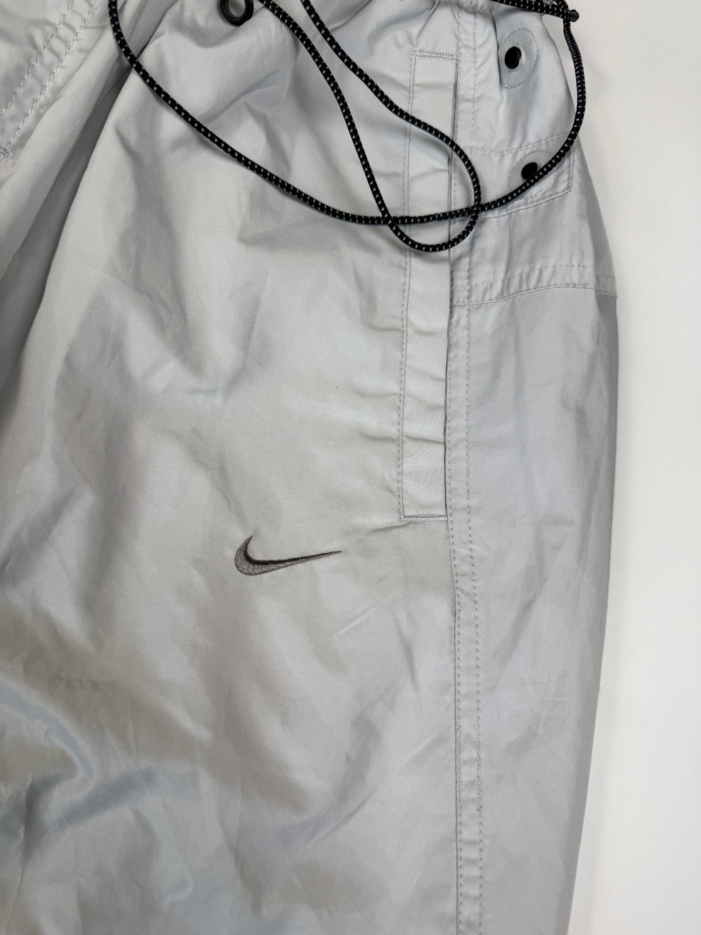 Vintage Nike mini swoosh baggy parachute track pants (XXL)