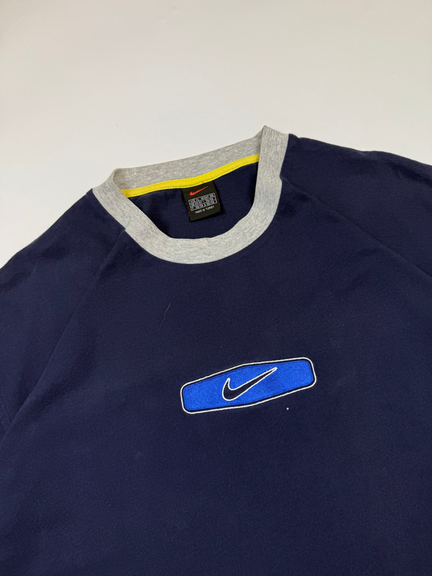 Vintage 90s Nike centre swoosh tee (XL)