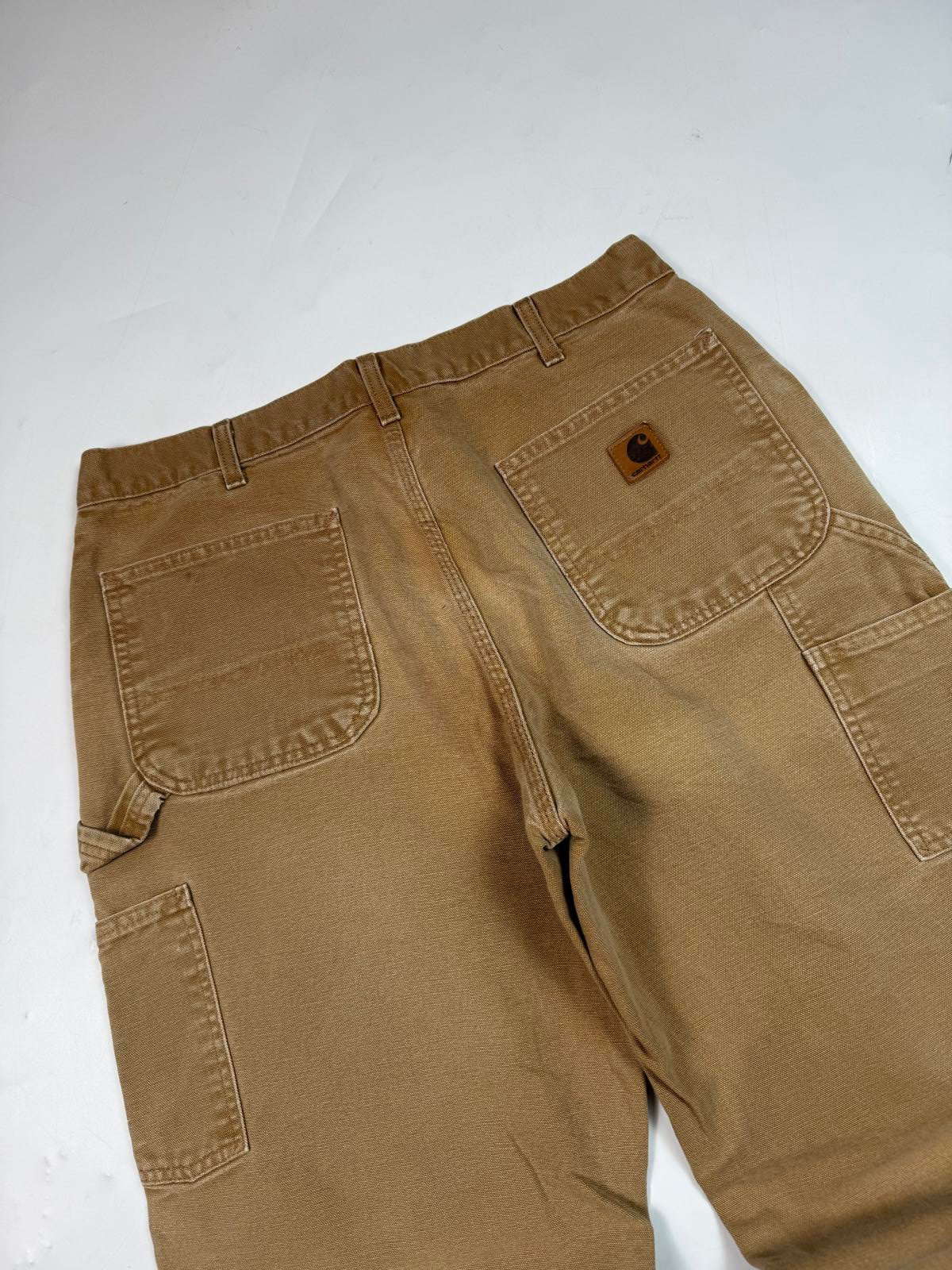 Carhartt baggy carpenter pants (W34)