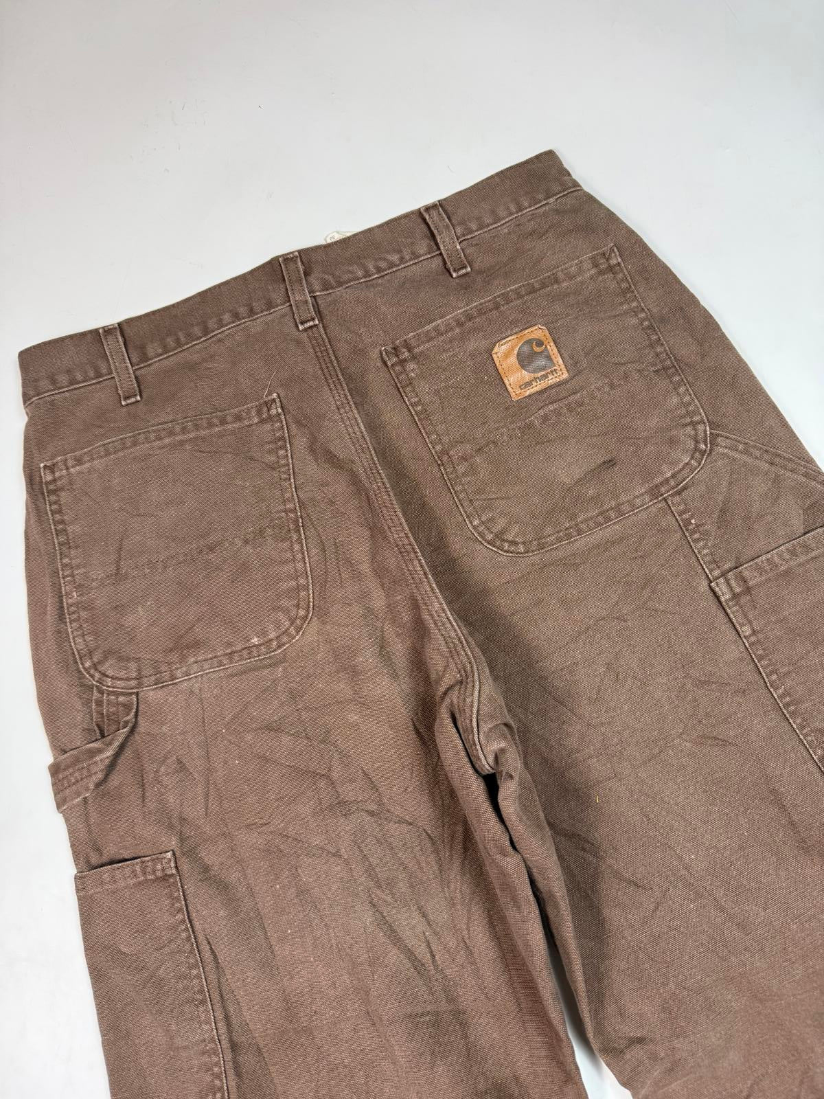 Vintage Carhartt baggy carpenter pants (W33)