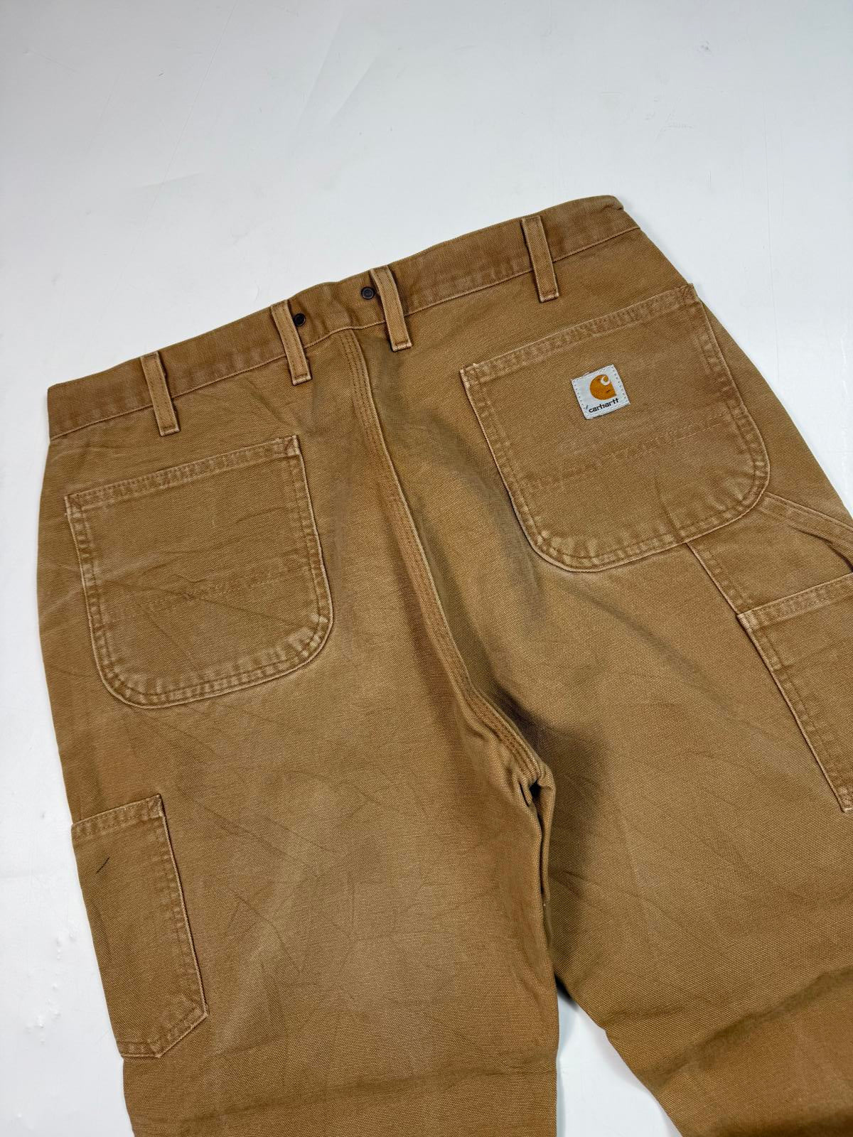 Carhartt baggy carpenter pants (W36)