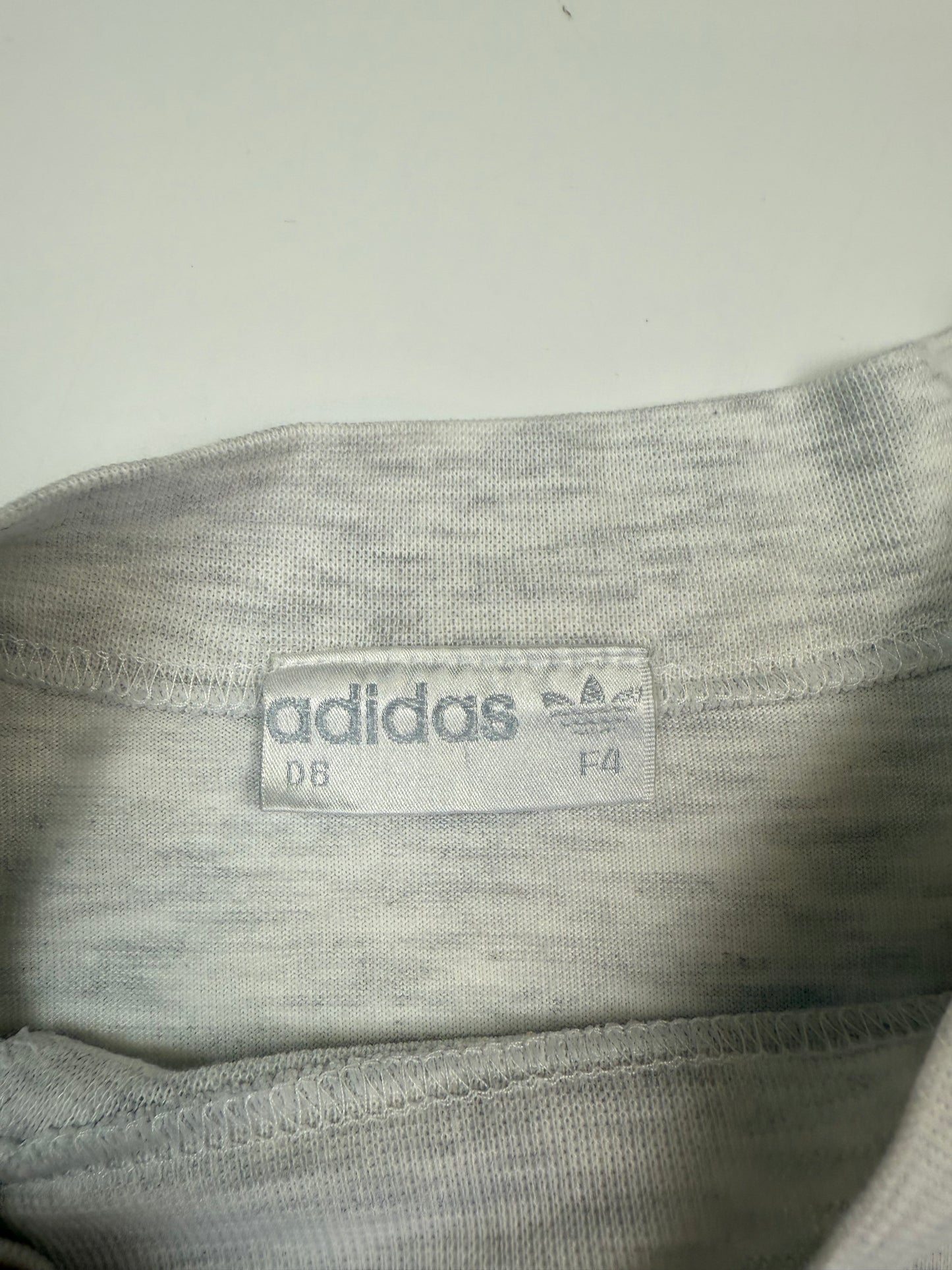 Vintage 90s Adidas New York Knights graphic tee (L)