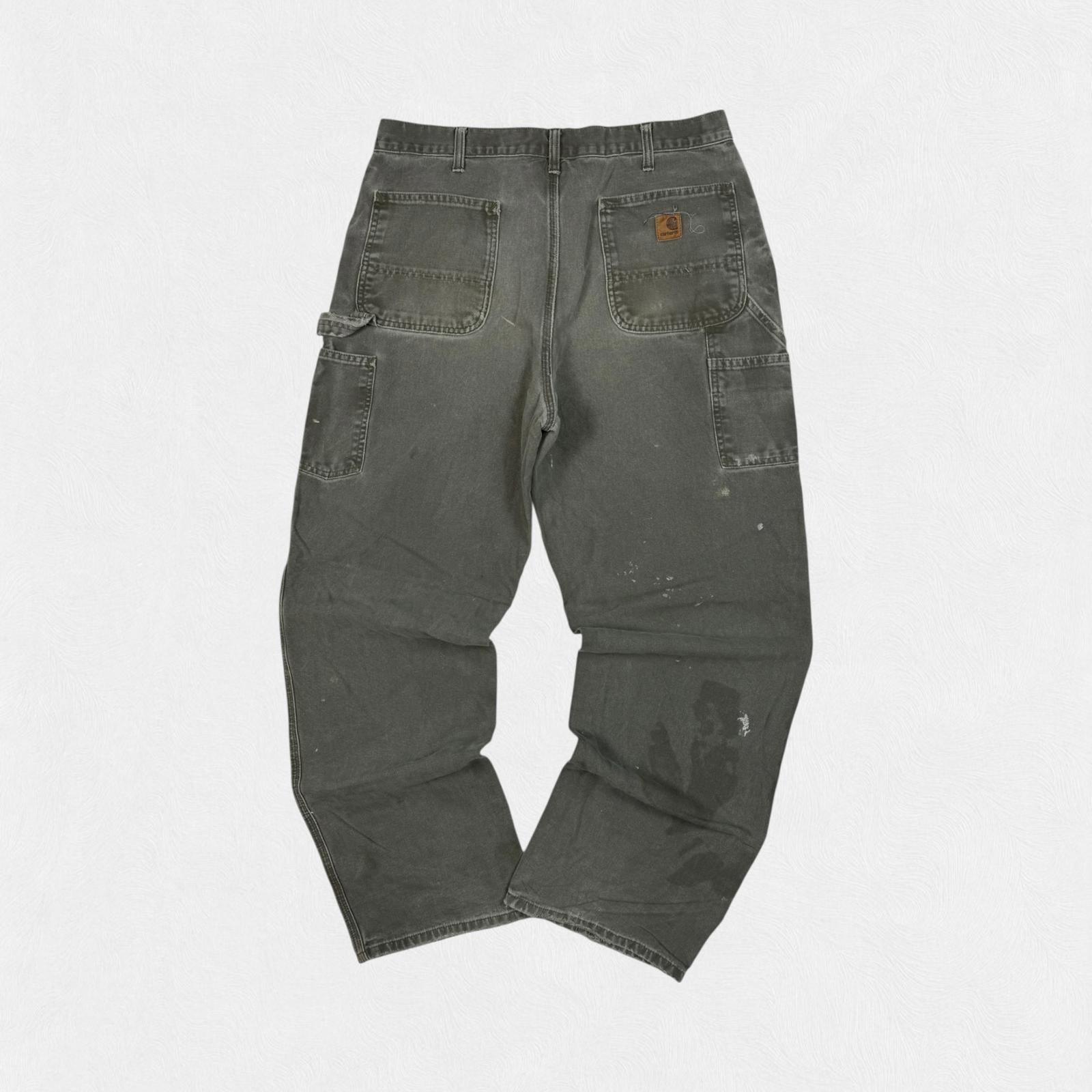 Vintage Carhartt baggy carpenter pants (W36)