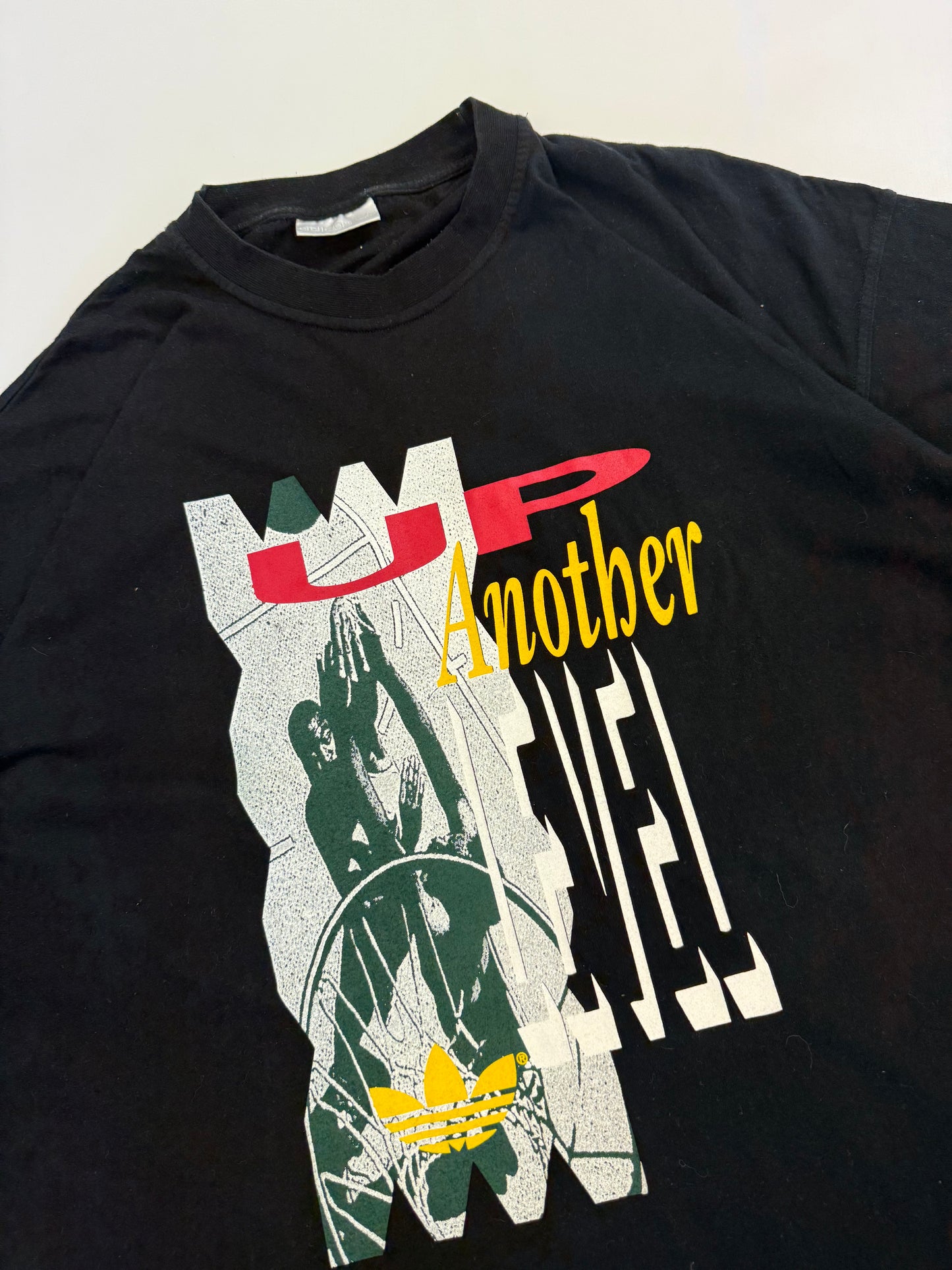 Vintage 90s Adidas Basketball graphic tee (XXL)
