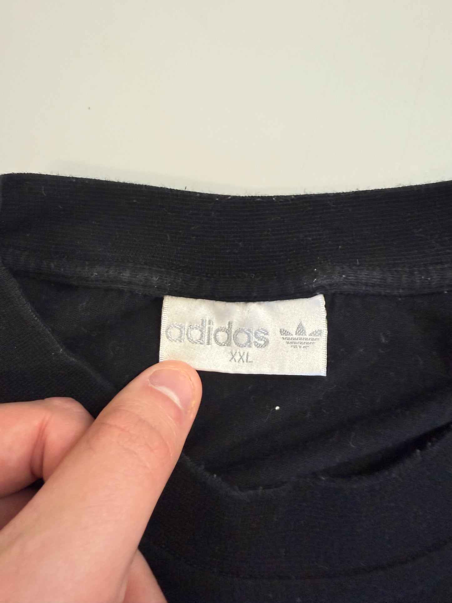 Vintage 90s Adidas Basketball graphic tee (XXL)