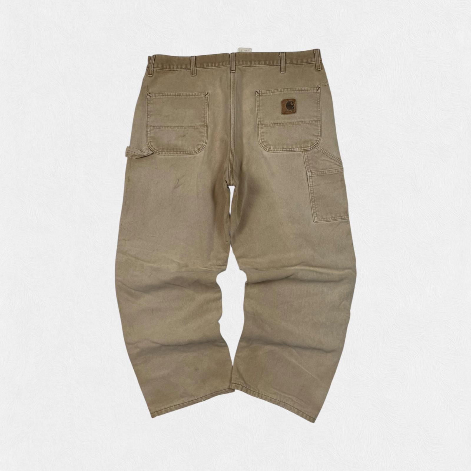 Vintage Carhartt baggy carpenter pants (W38)