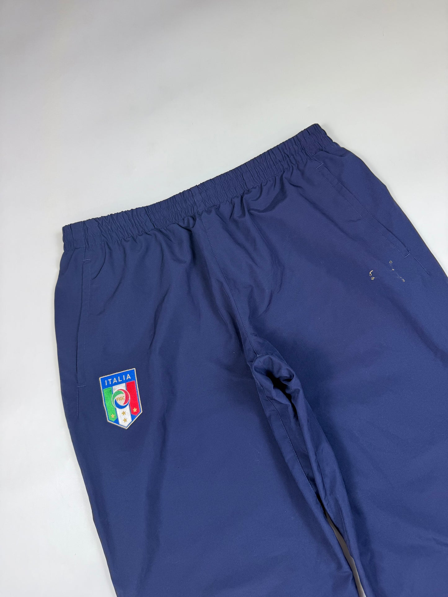 Vintage Italy 2010/11 Puma baggy track pants (L)