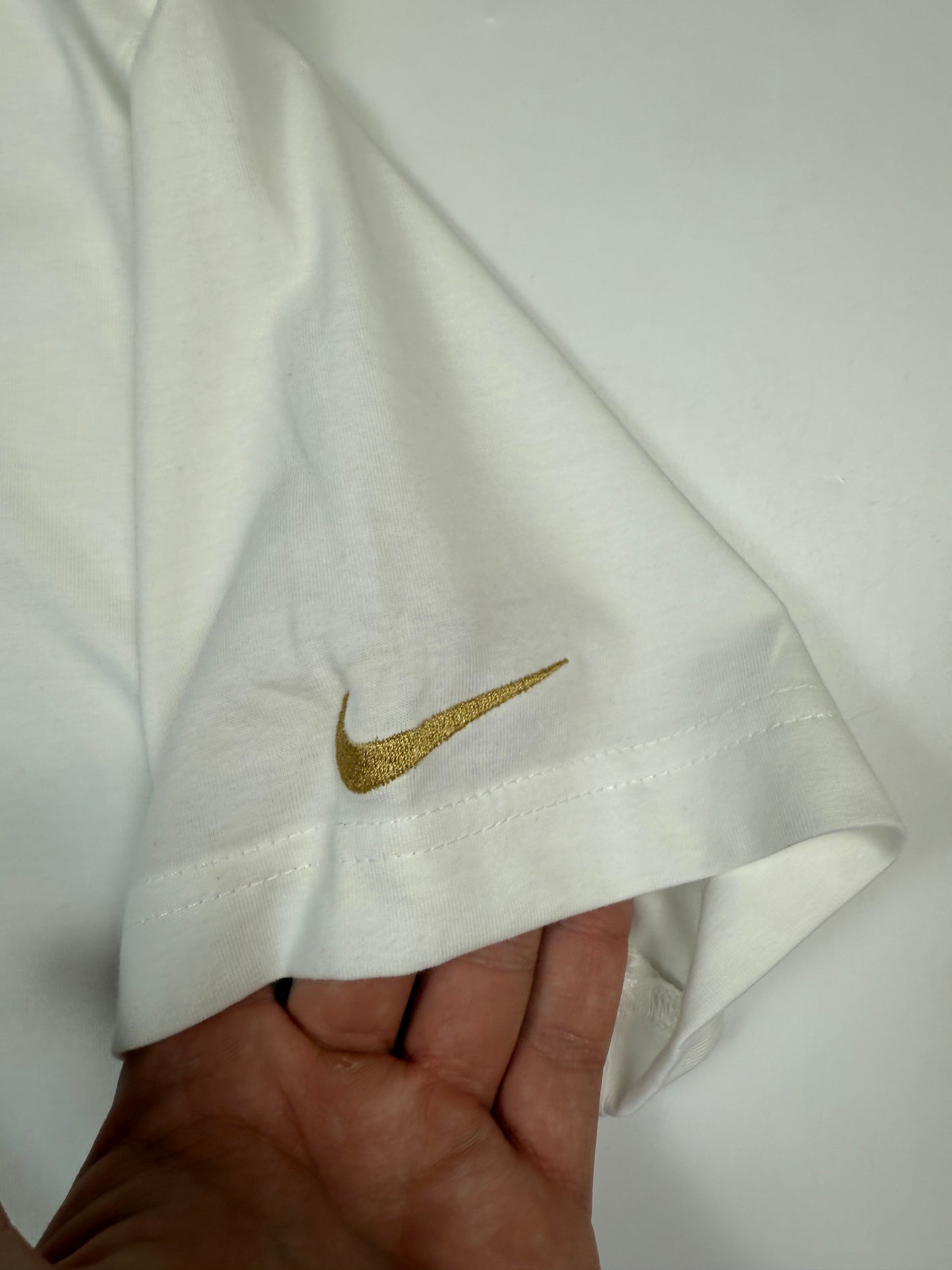 Vintage Nike Manchester United football graphic tee (M)