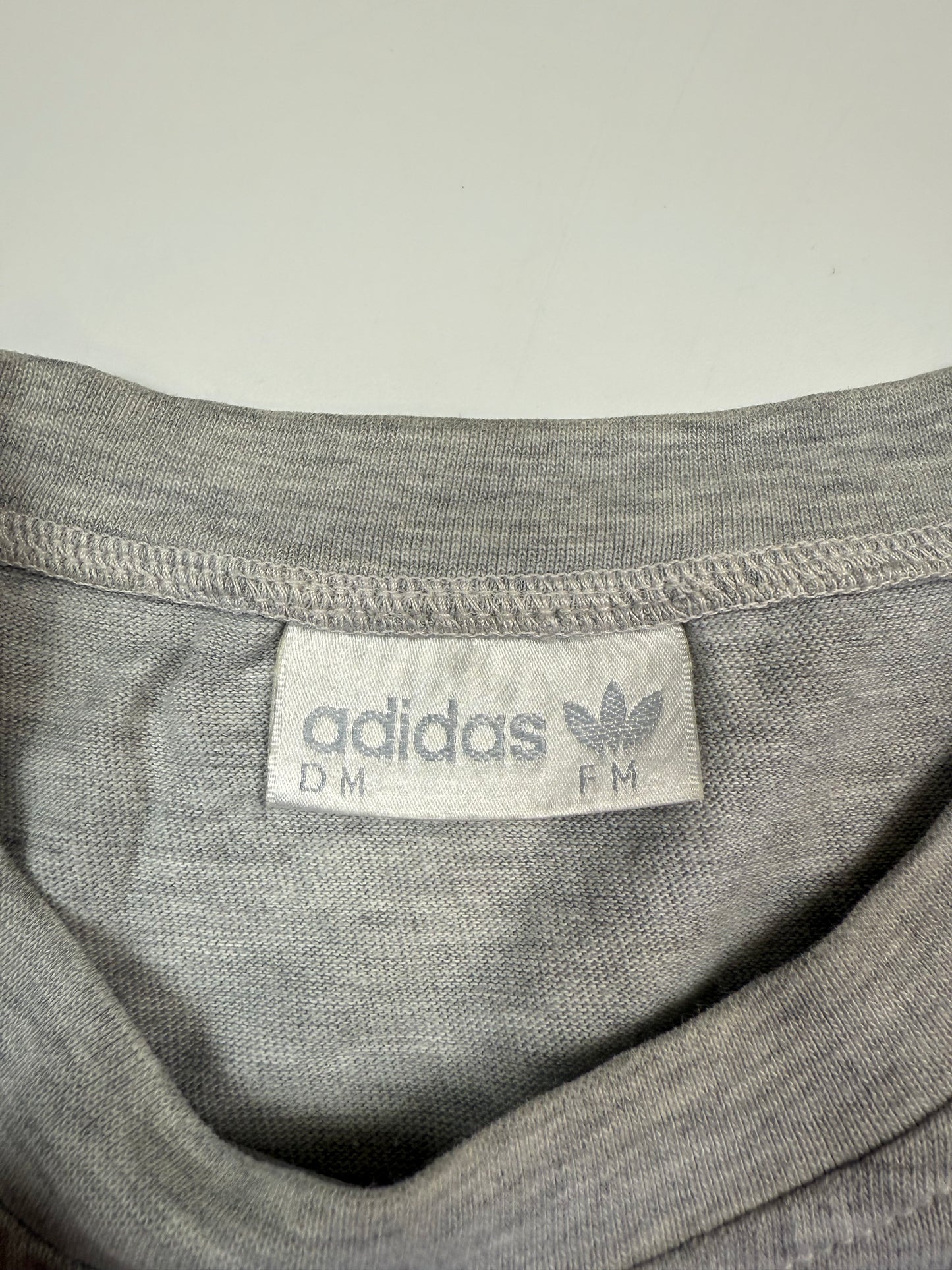 Vintage 90s Adidas graphic football tee (M)