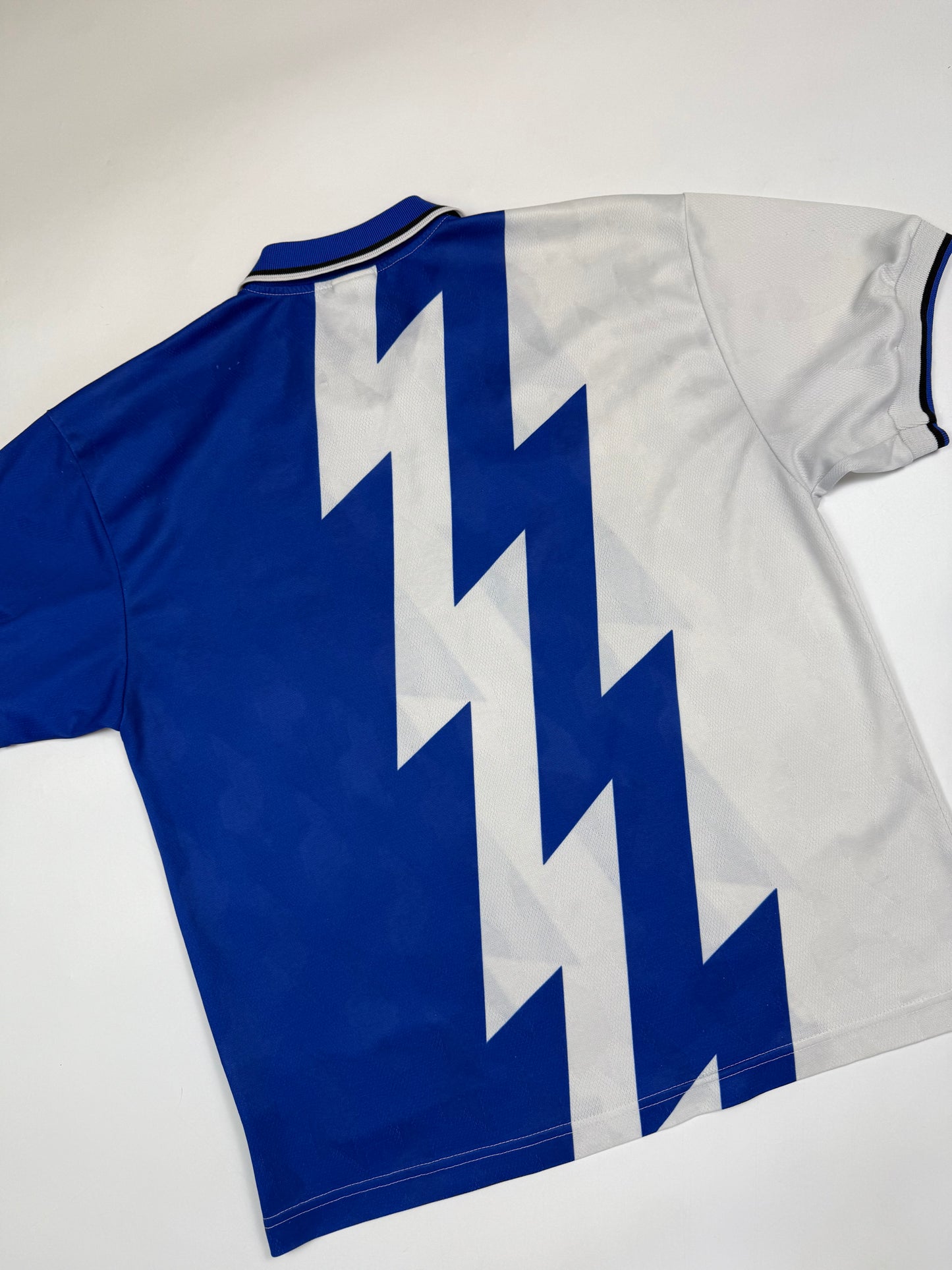 Vintage 90s Nike template thunder football shirt (M)