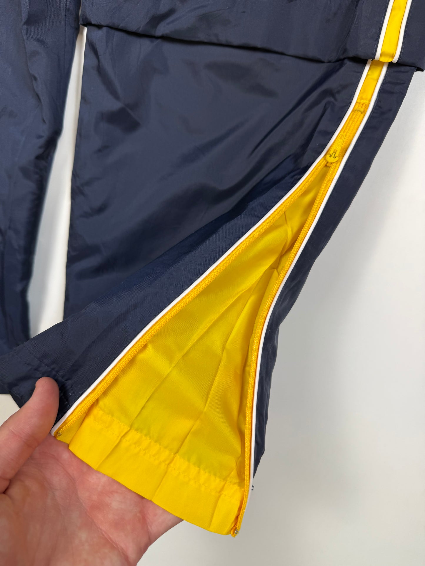 Vintage Nike side stripe track pants (M)