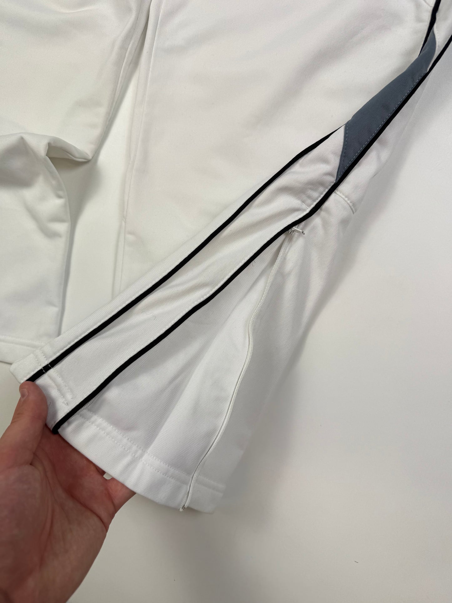 Vintage Nike side stripe baggy track pants (M)