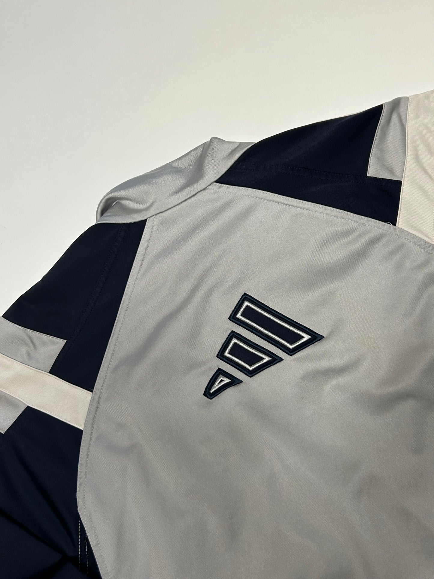 Vintage adidas track jacket (S)