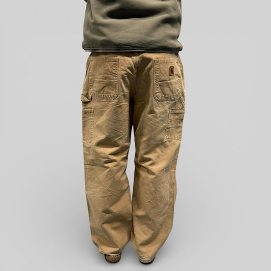 Carhartt baggy carpenter pants (W34)
