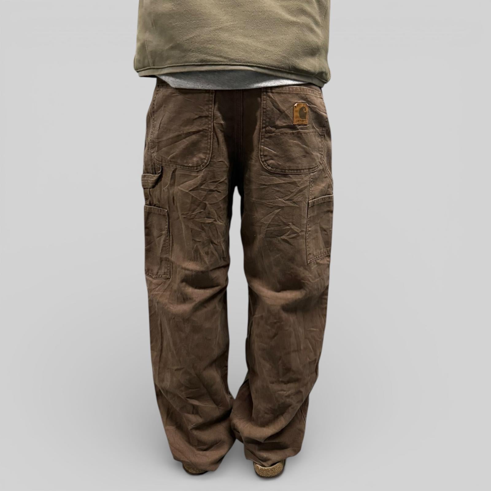 Vintage Carhartt baggy carpenter pants (W33)