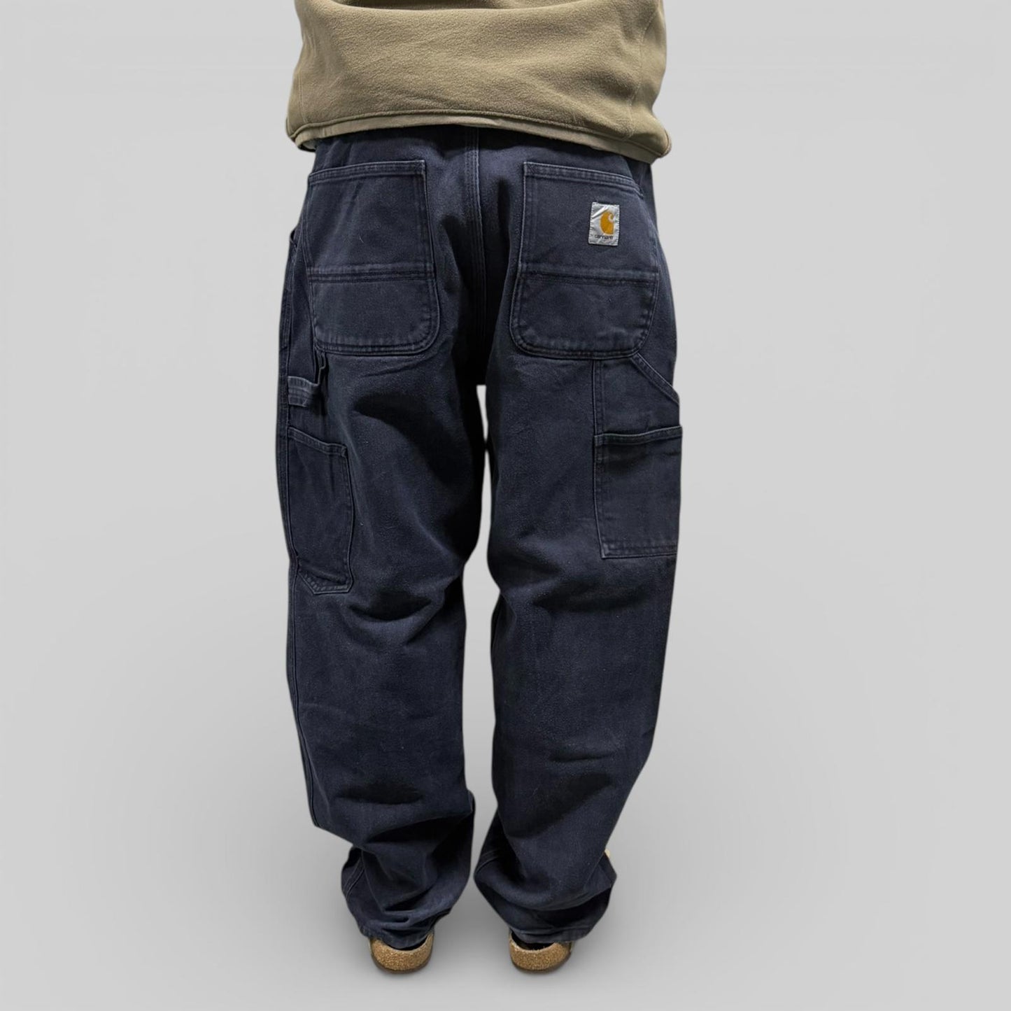 Carhartt baggy carpenter pants (W36)